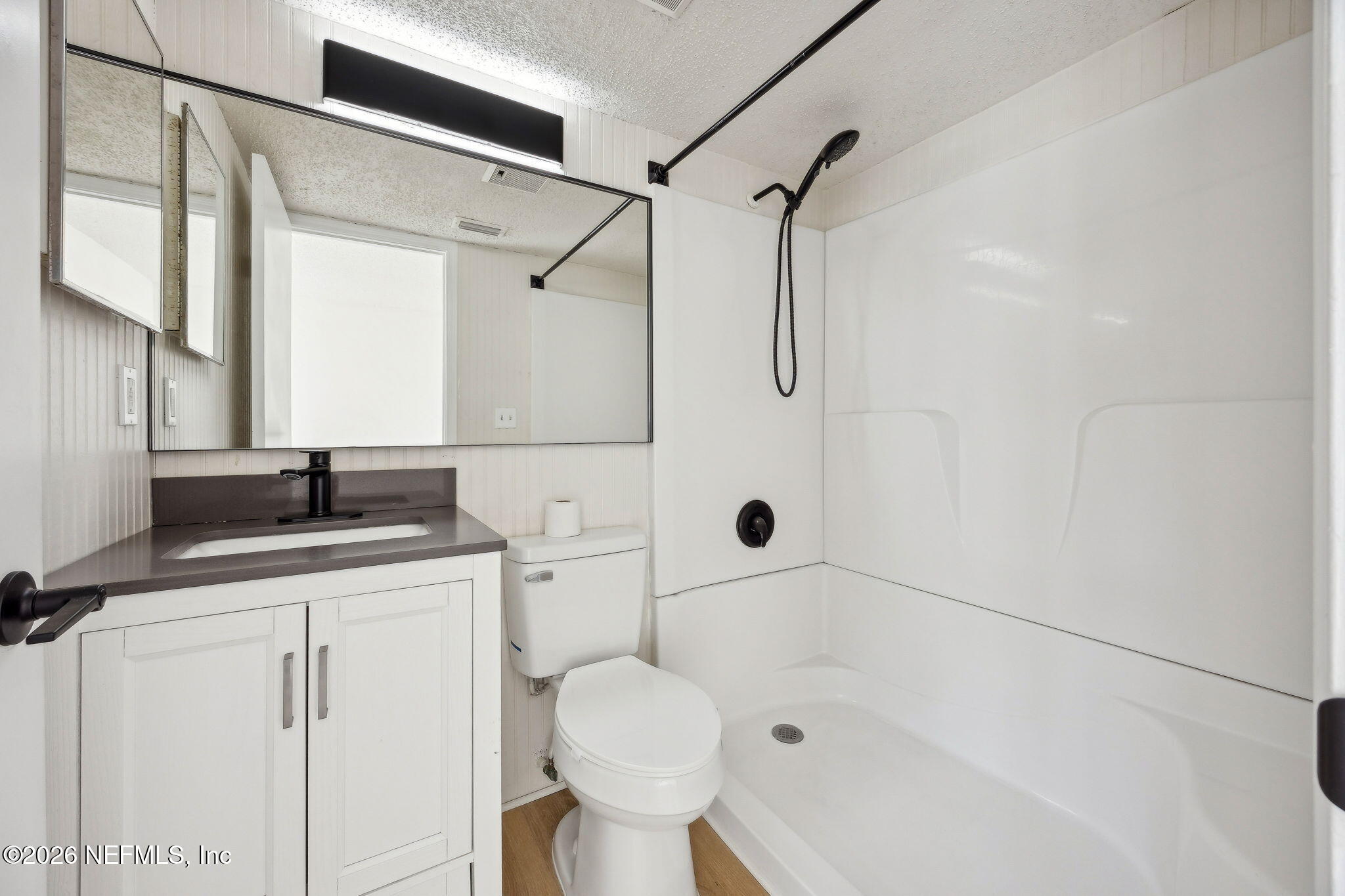 1604 CHALLENGER Court W 1604