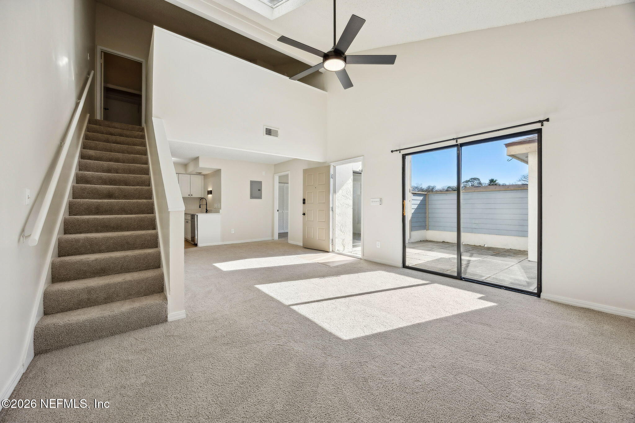 1604 CHALLENGER Court W 1604
