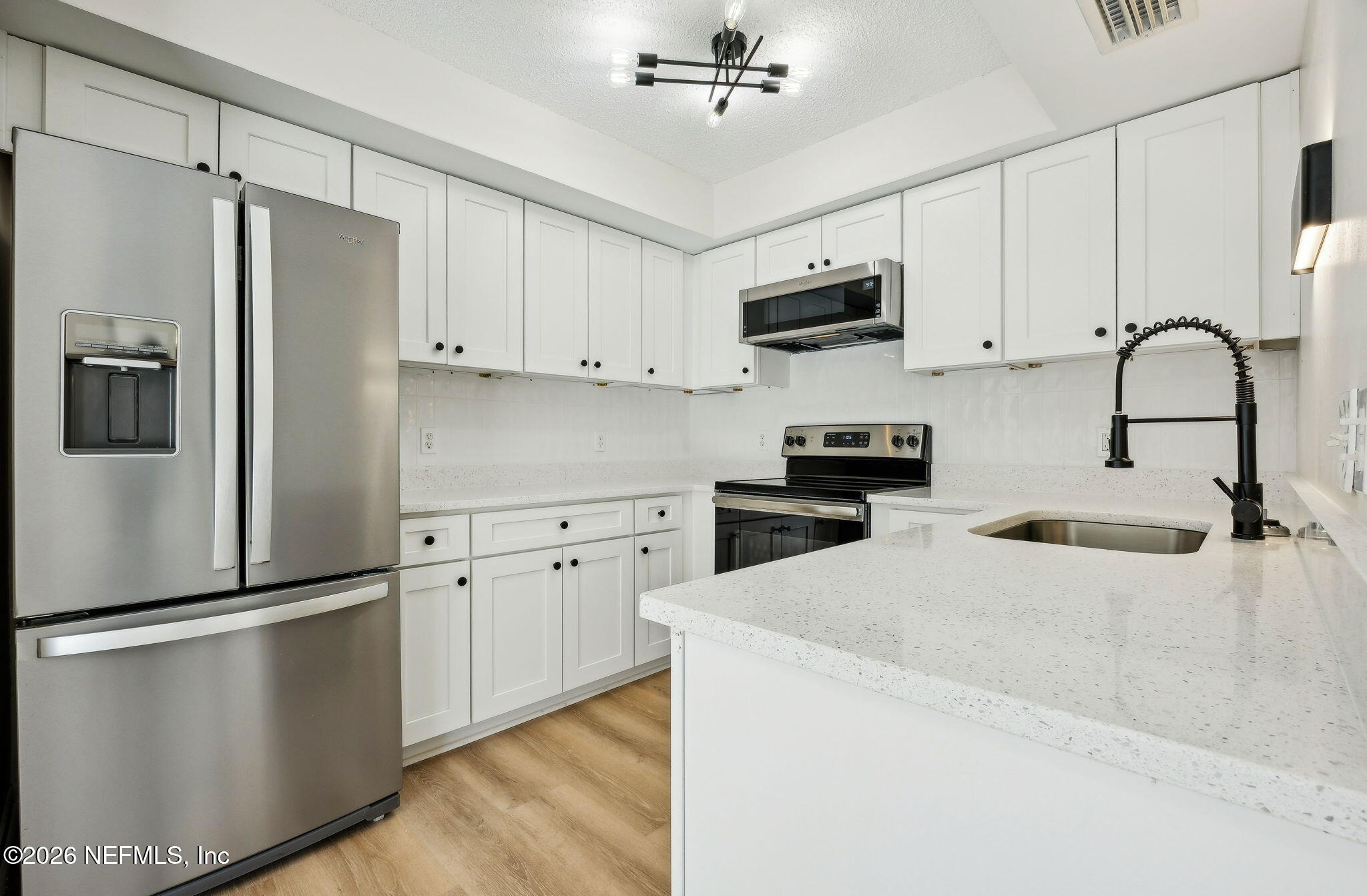 1604 CHALLENGER Court W 1604