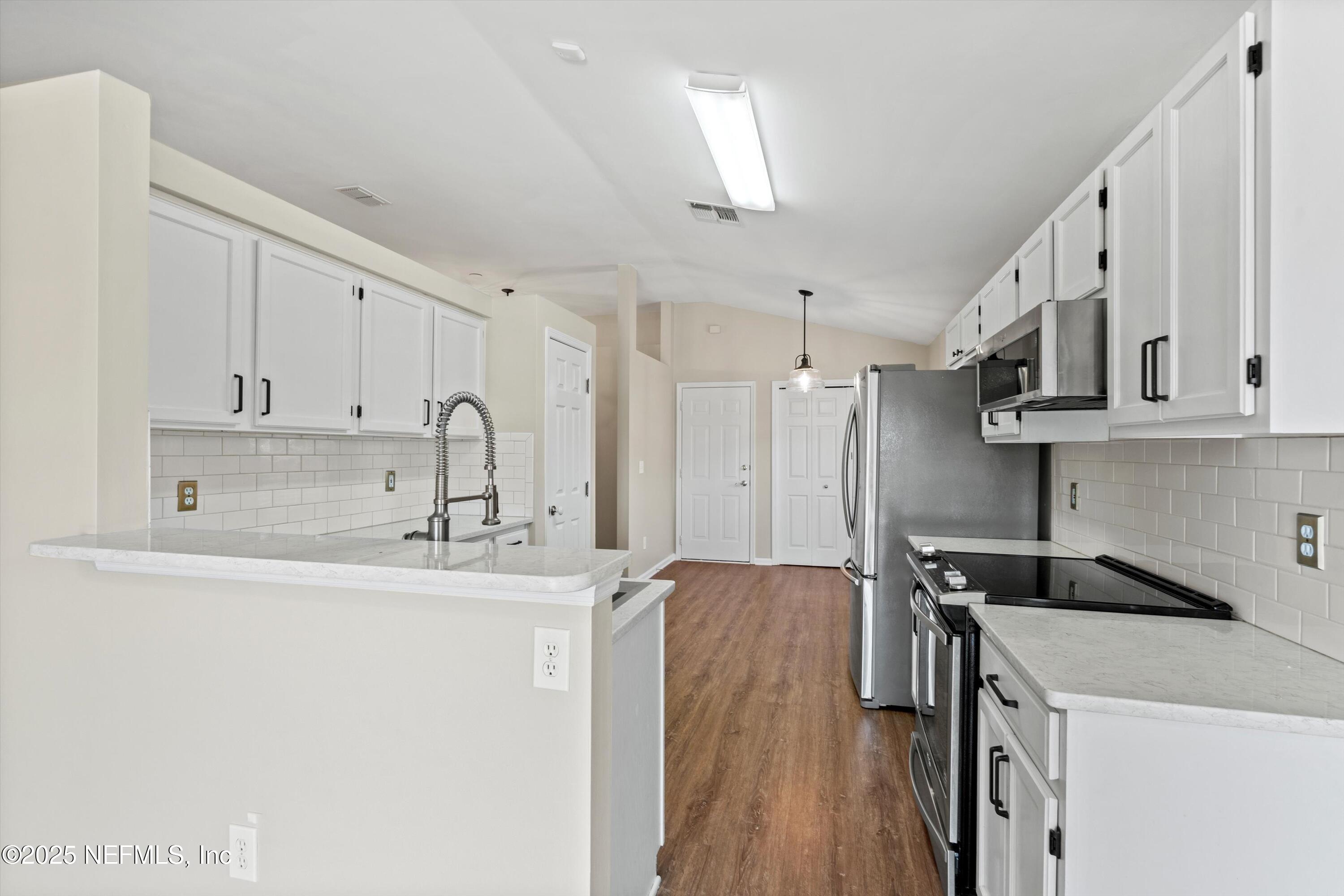 4467 ROCKY RIVER Road W