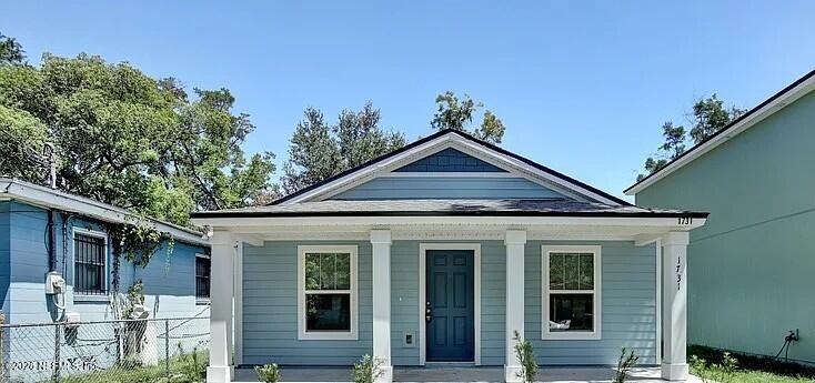 1731 9TH Street W