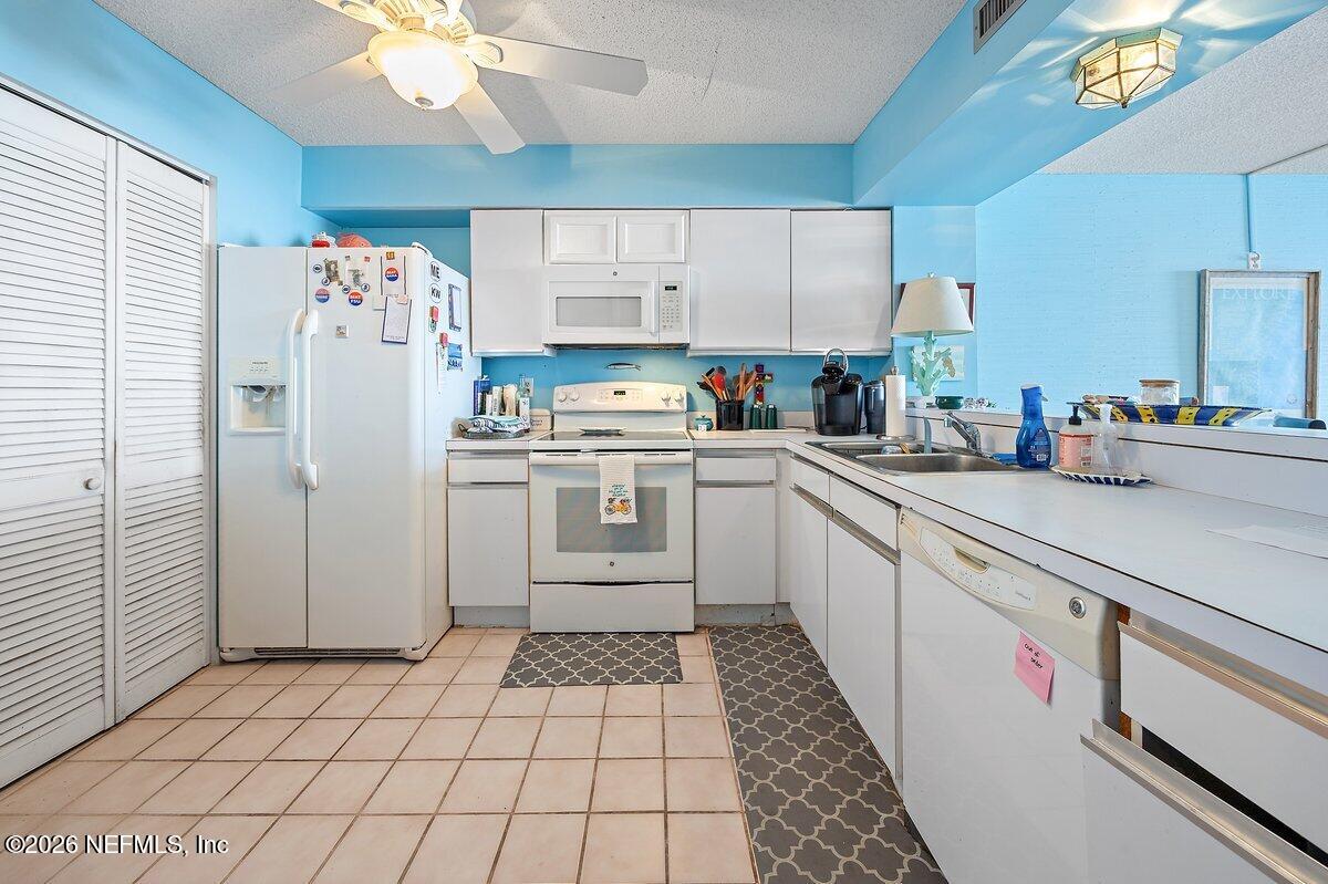 1301 1ST Street 802