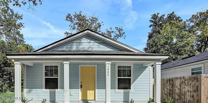 1327 7TH Street W