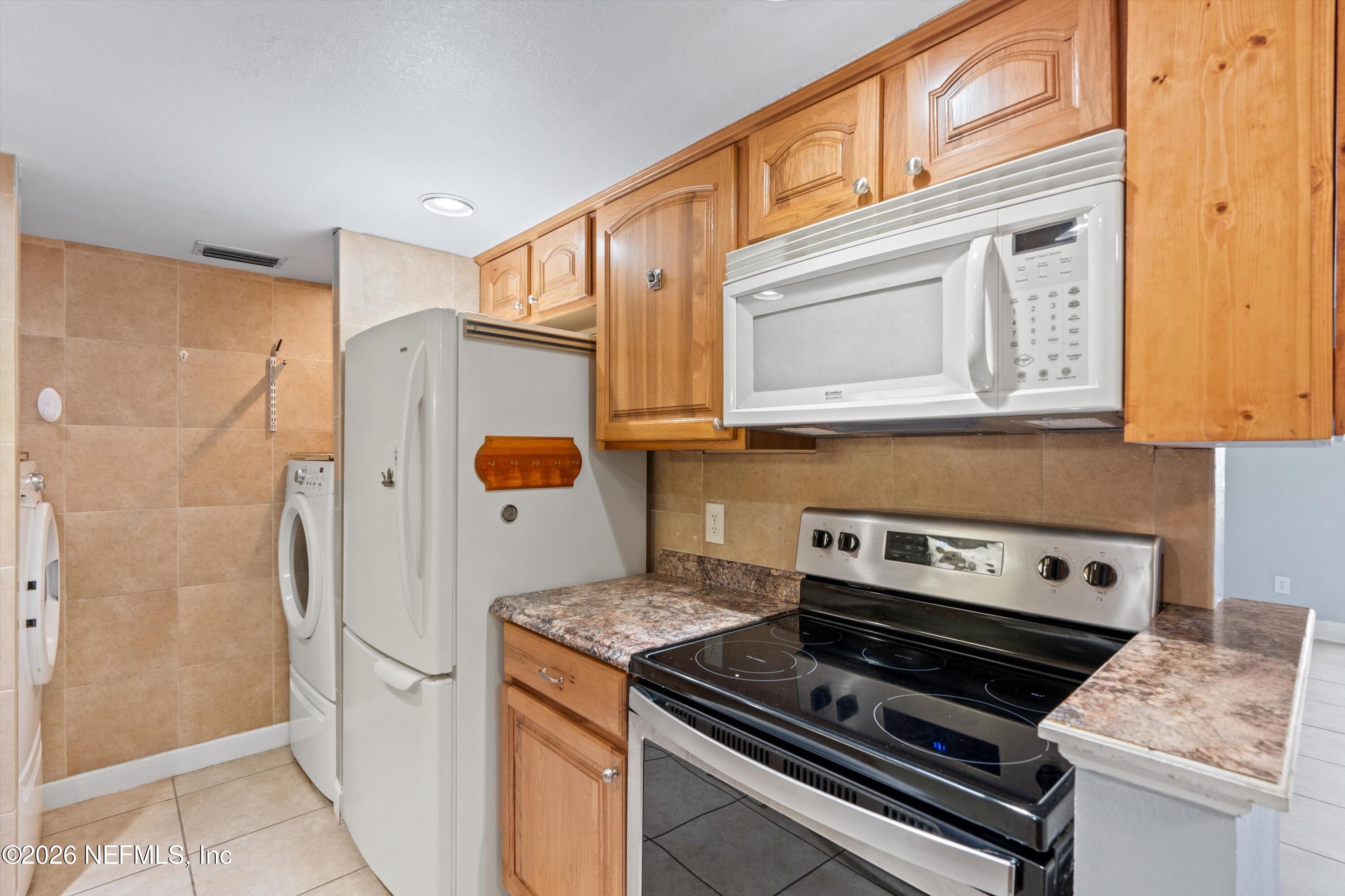 3737 LORETTO Road 803