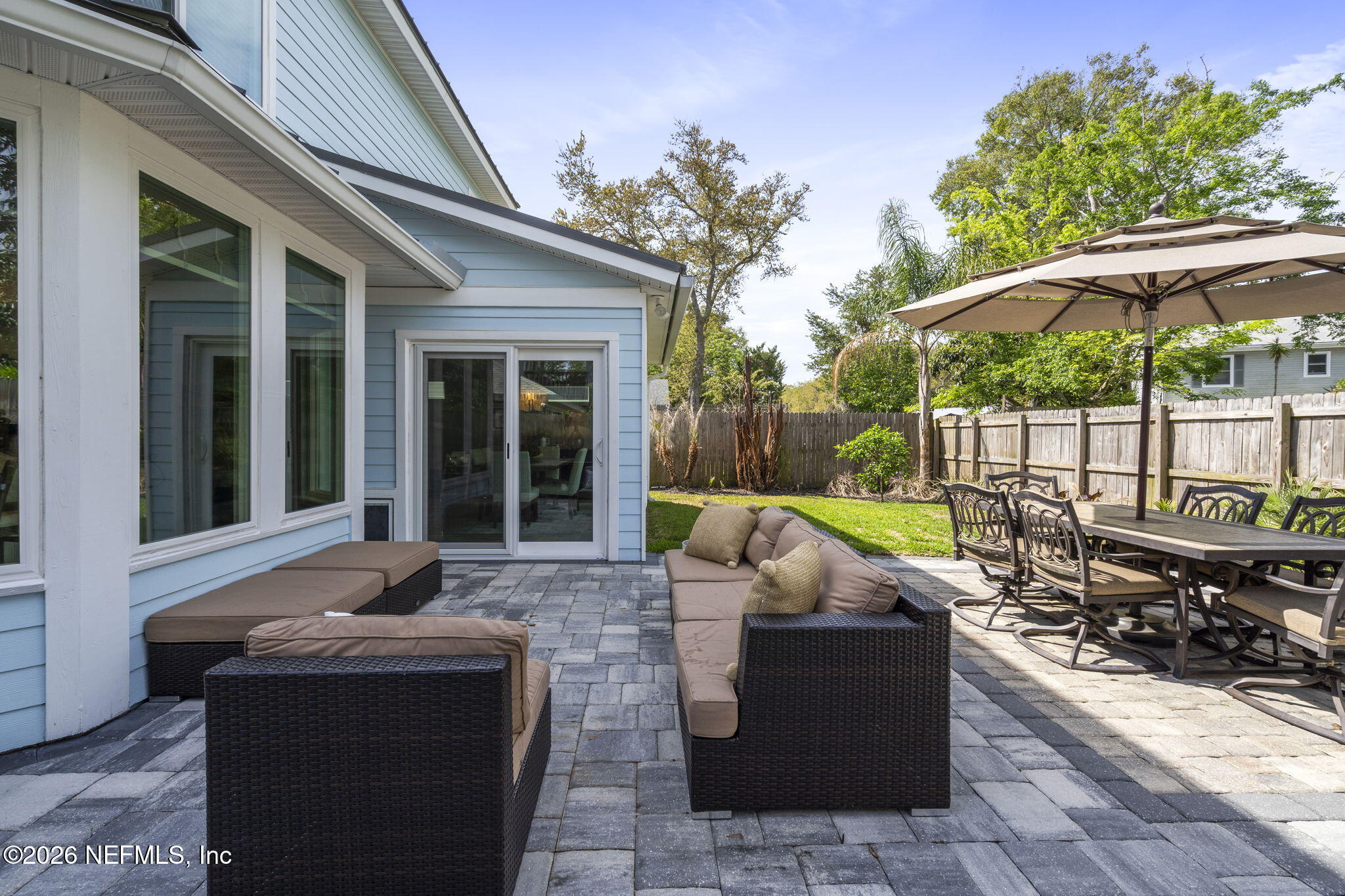 2566 MERRILL Boulevard