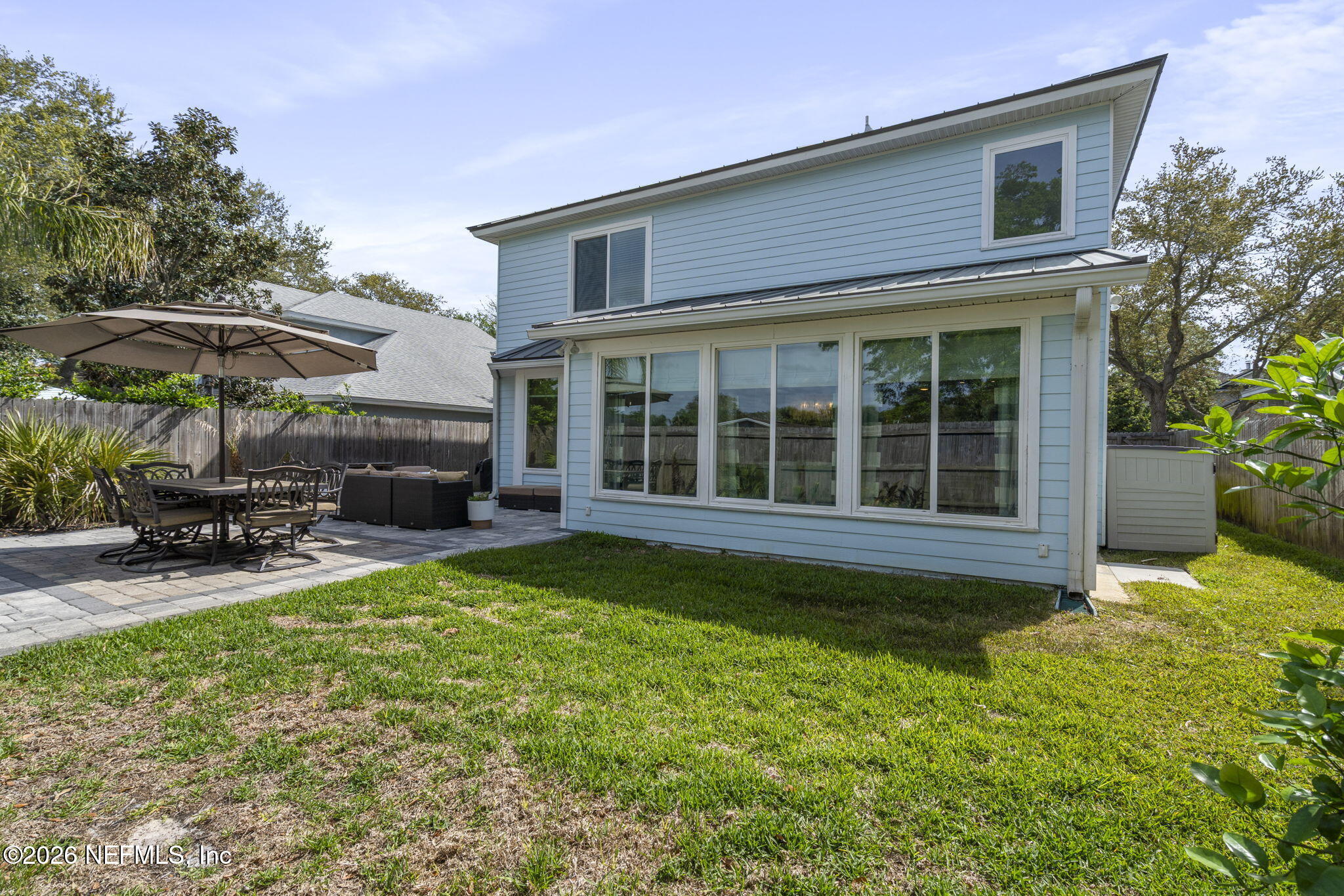 2566 MERRILL Boulevard