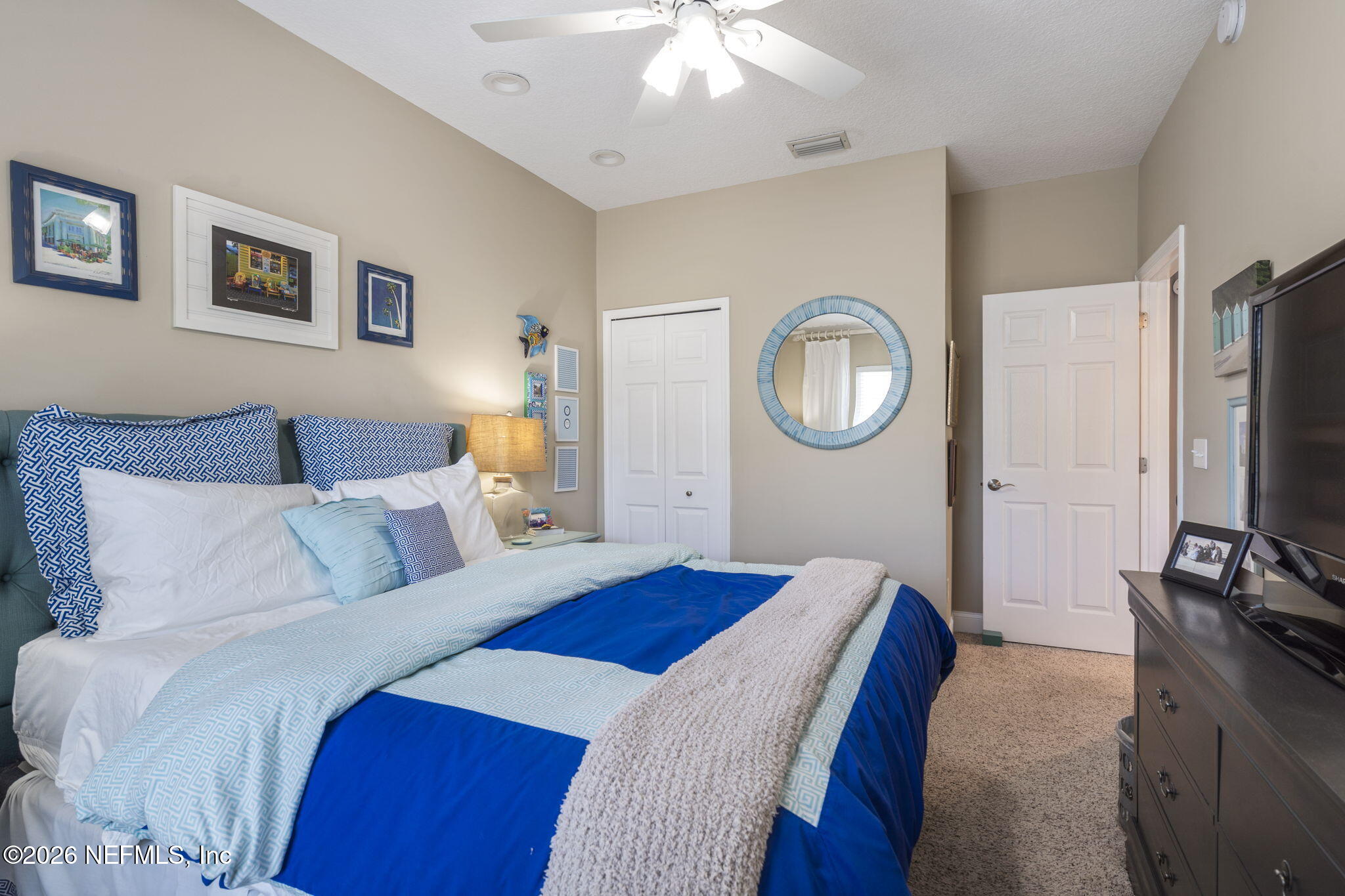 2566 MERRILL Boulevard