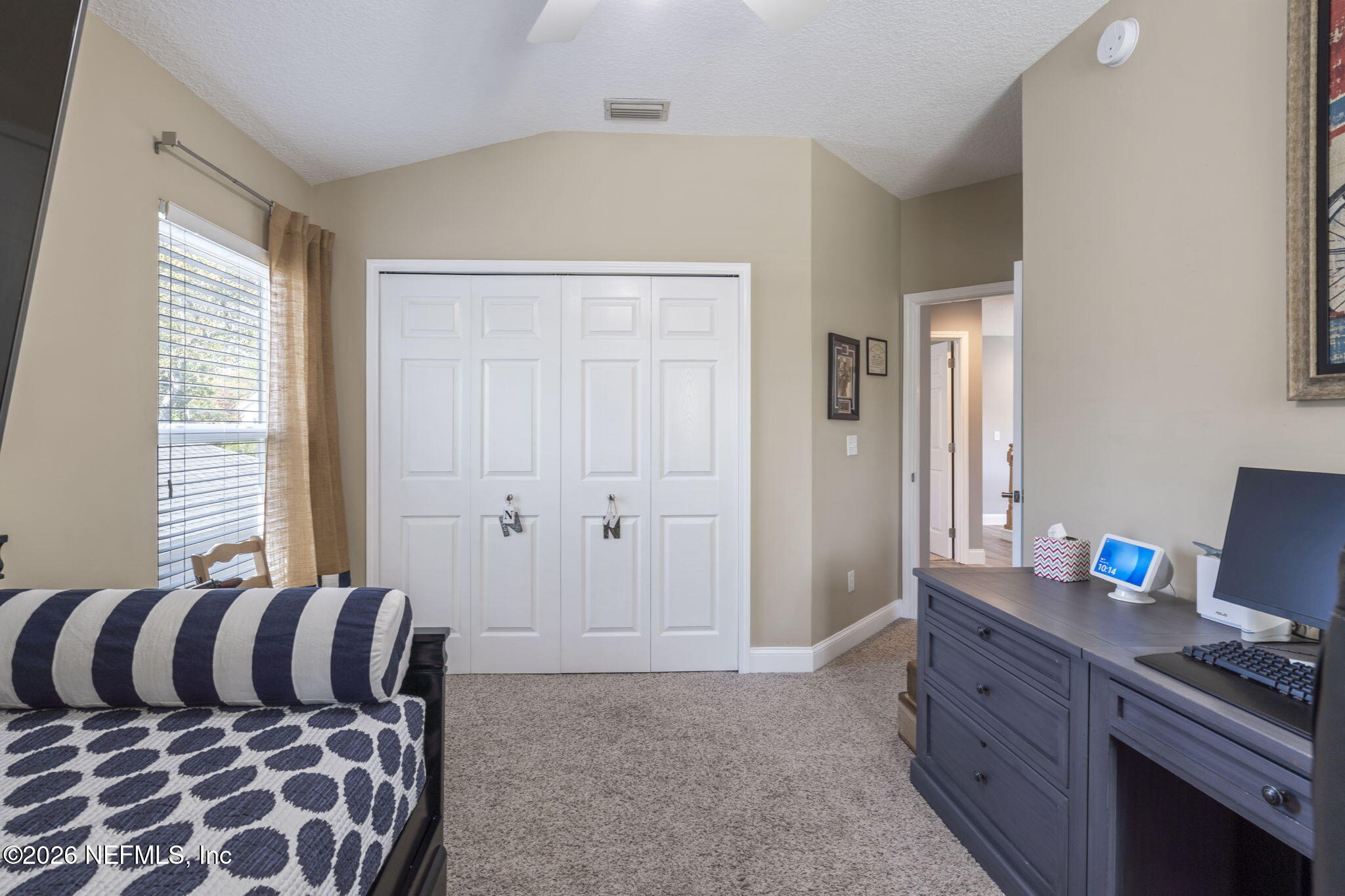 2566 MERRILL Boulevard