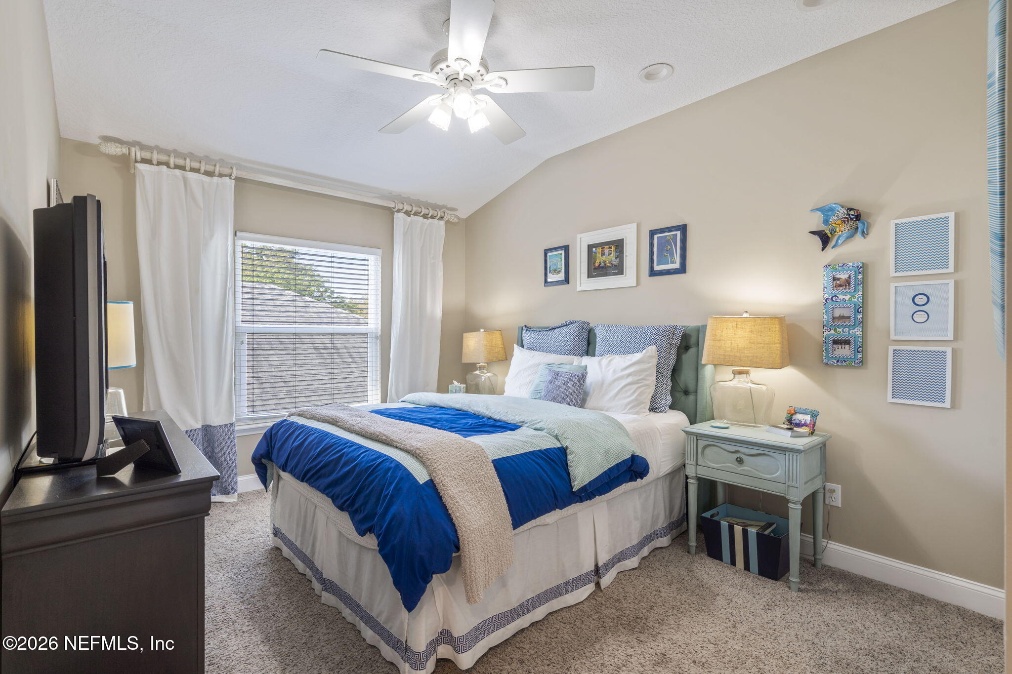 2566 MERRILL Boulevard