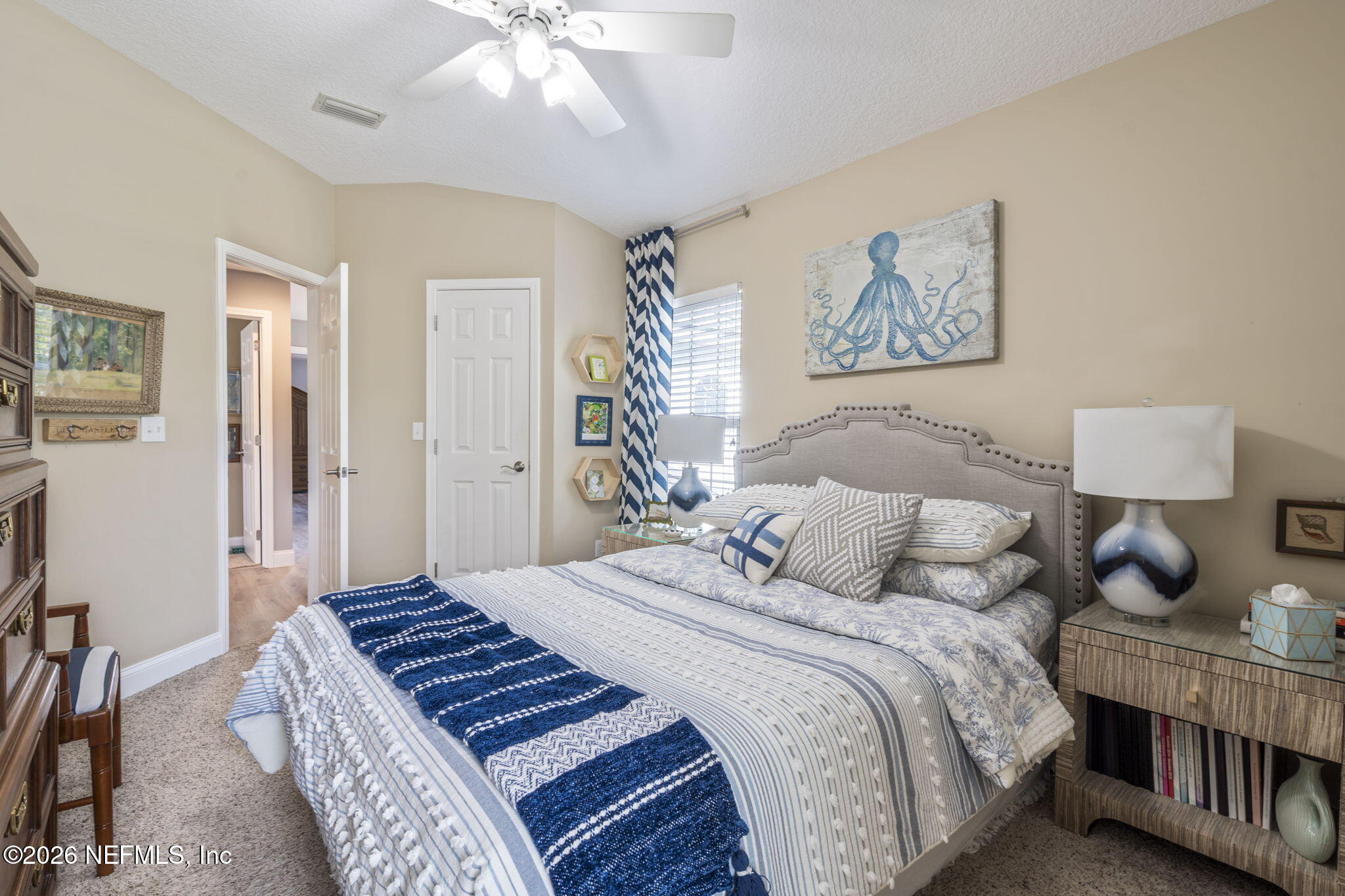 2566 MERRILL Boulevard