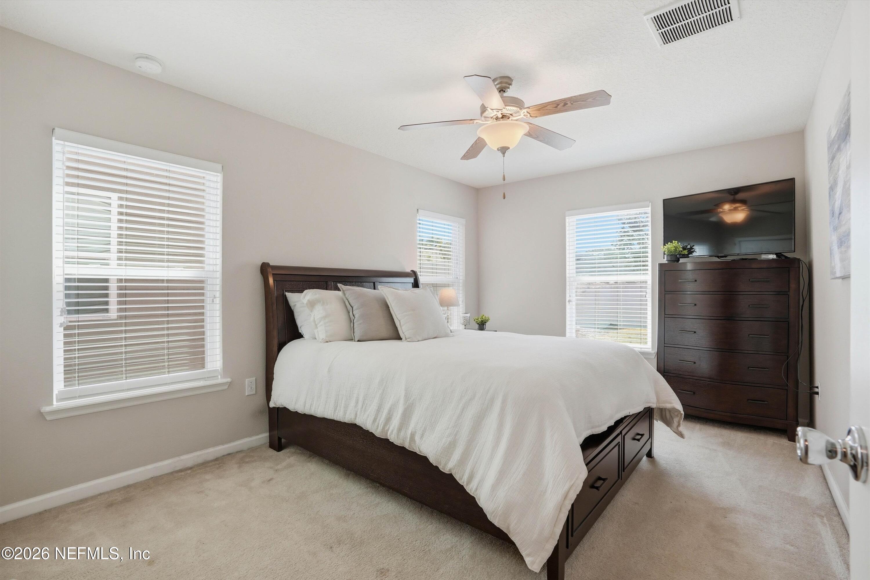 29 AUBURN OAKS Road W