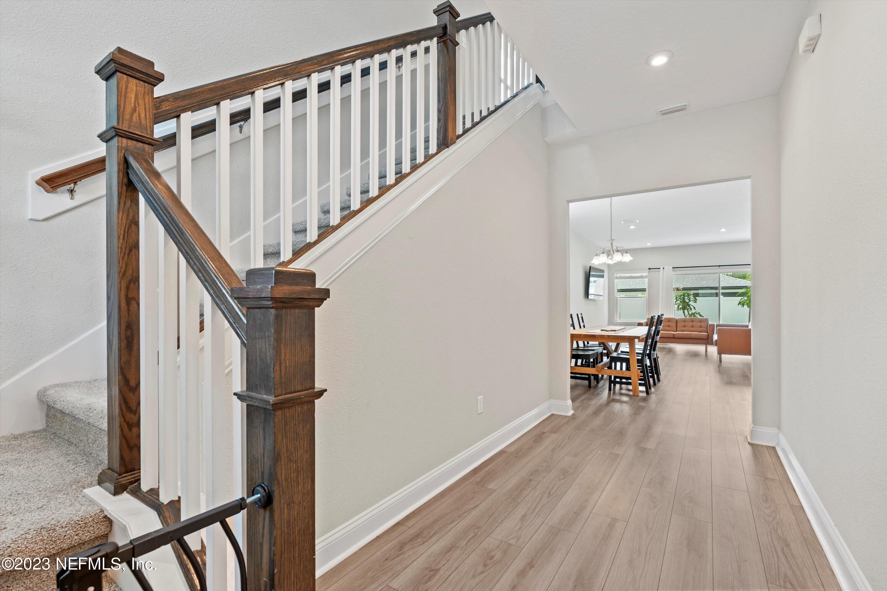 213 DAHLIA FALLS Drive, St. Johns