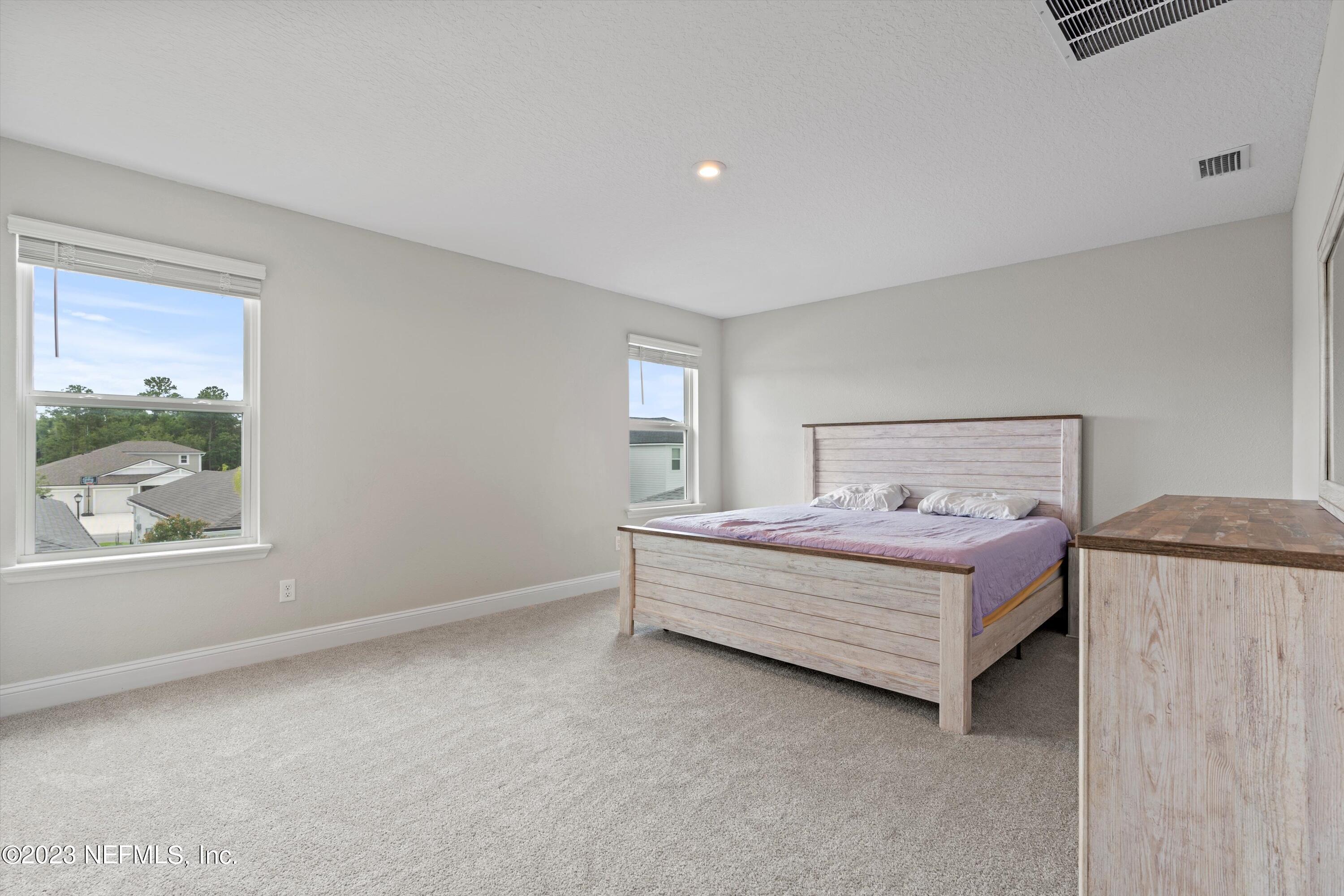 213 DAHLIA FALLS Drive, St. Johns