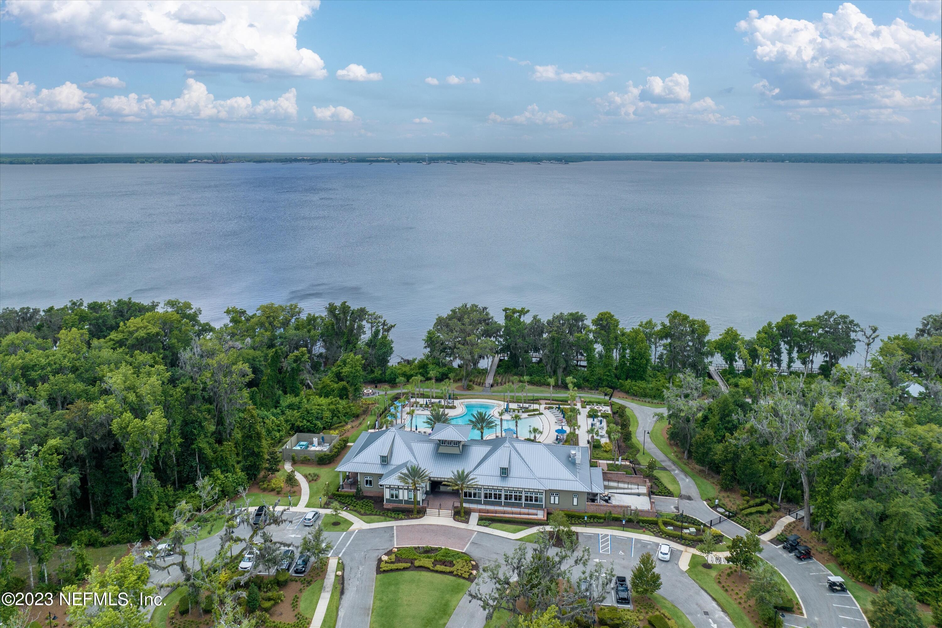 213 DAHLIA FALLS Drive, St. Johns