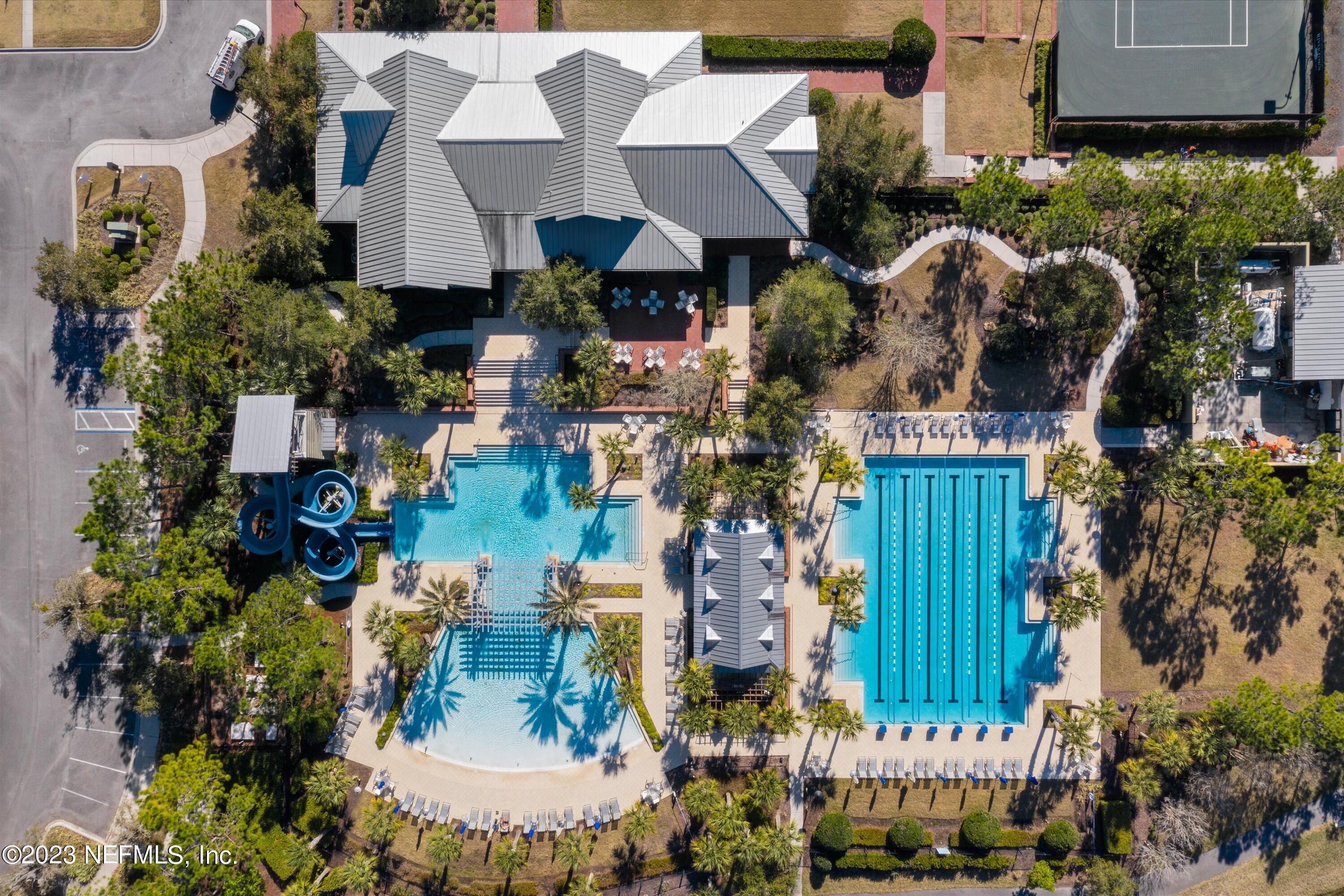 213 DAHLIA FALLS Drive, St. Johns