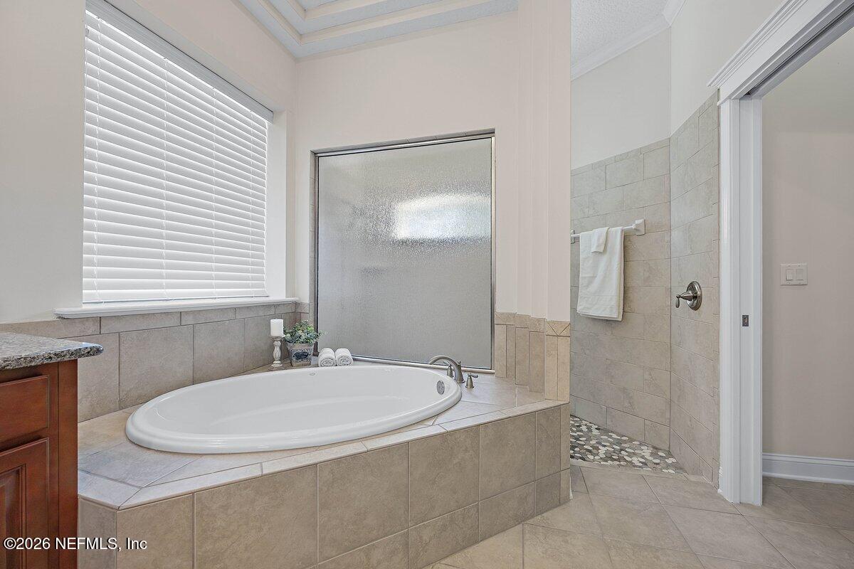 862439 N HAMPTON CLUB Way