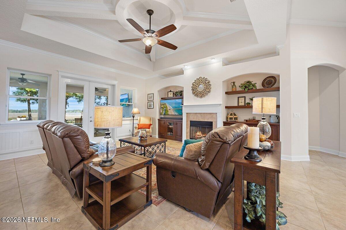 862439 N HAMPTON CLUB Way