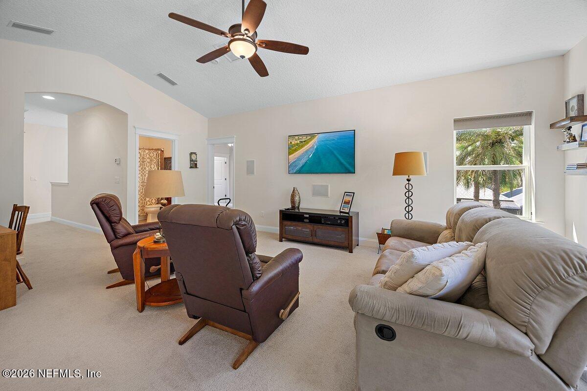 862439 N HAMPTON CLUB Way