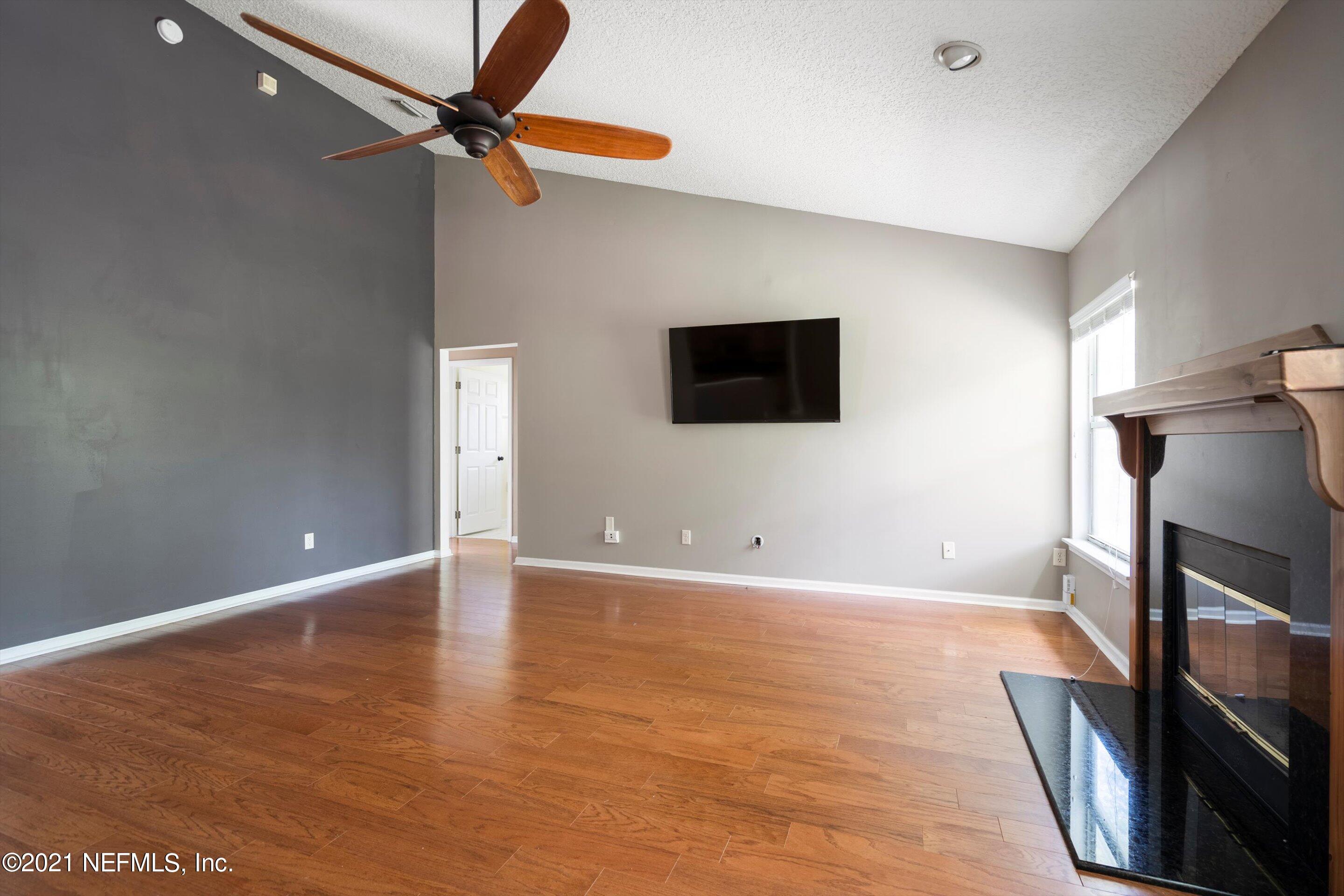 193 IVY LAKES Drive, St. Johns