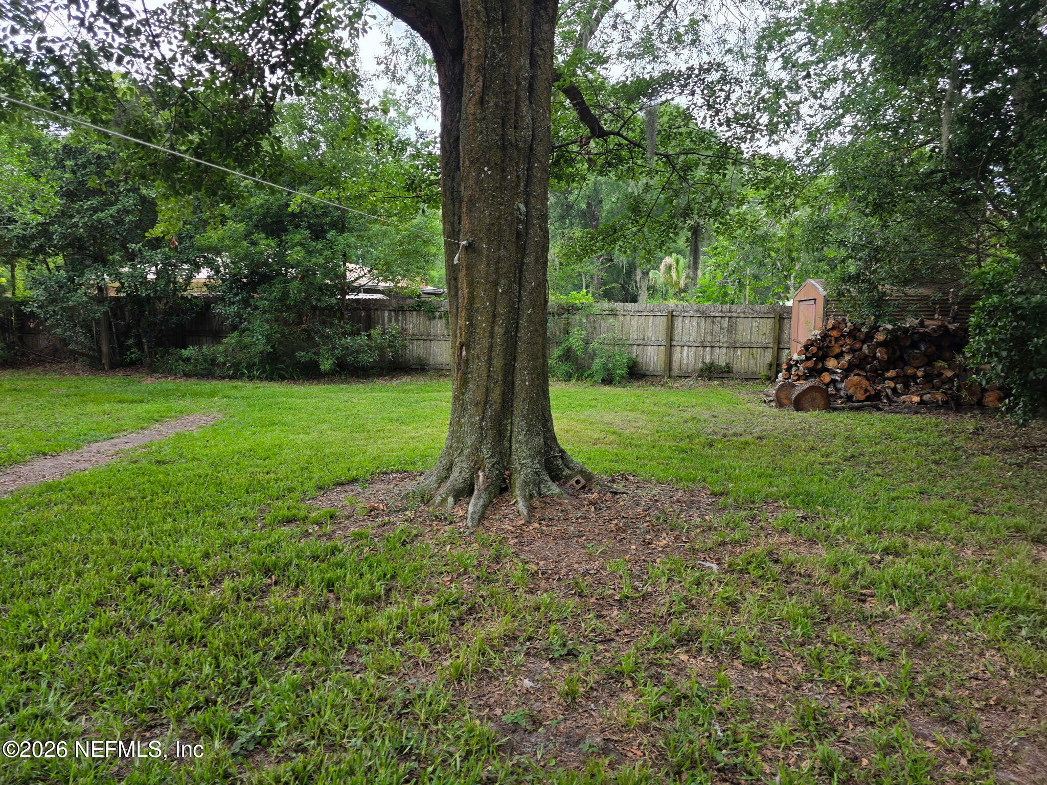 6348 JOHNNIE Circle E