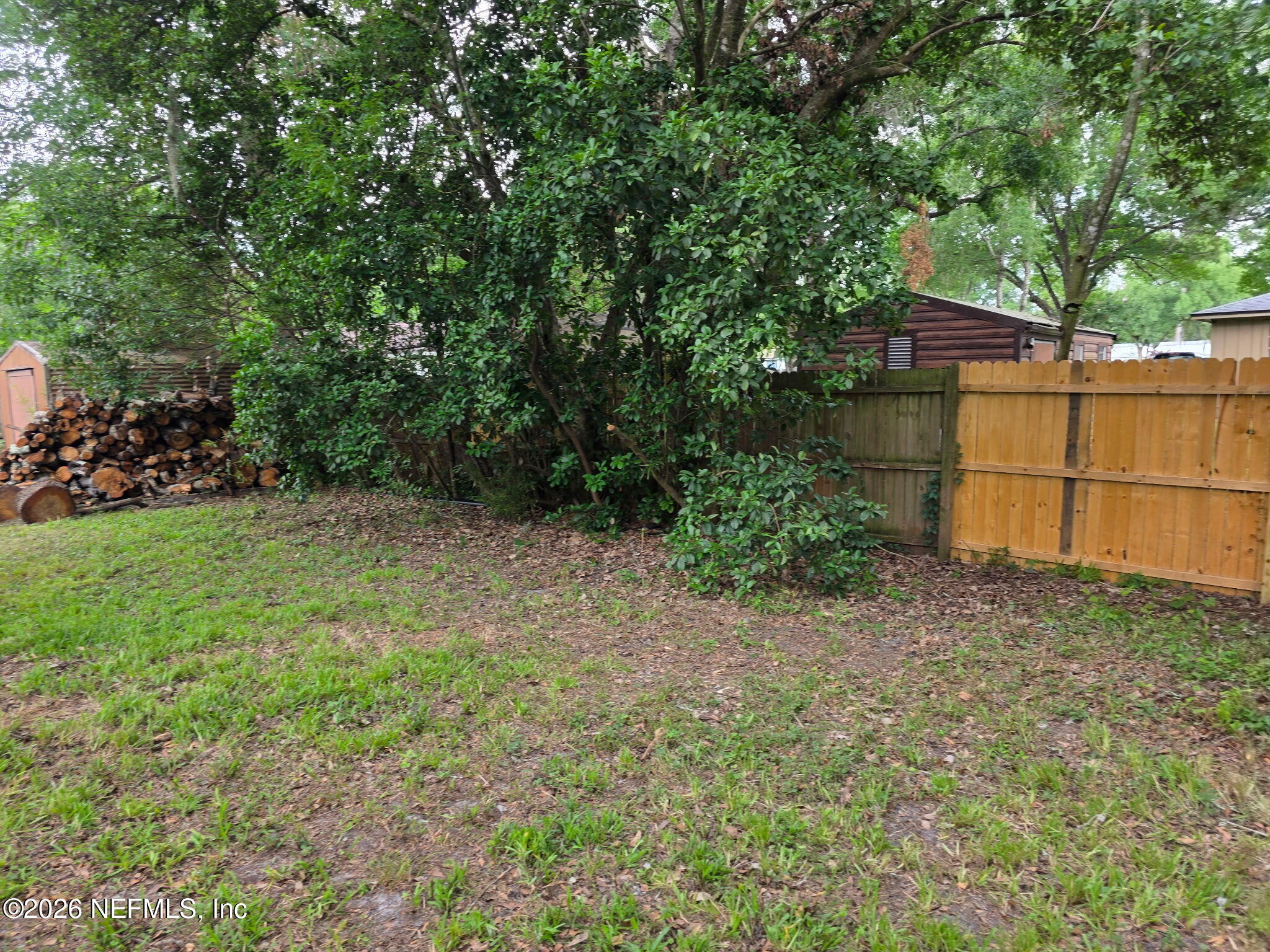 6348 JOHNNIE Circle E