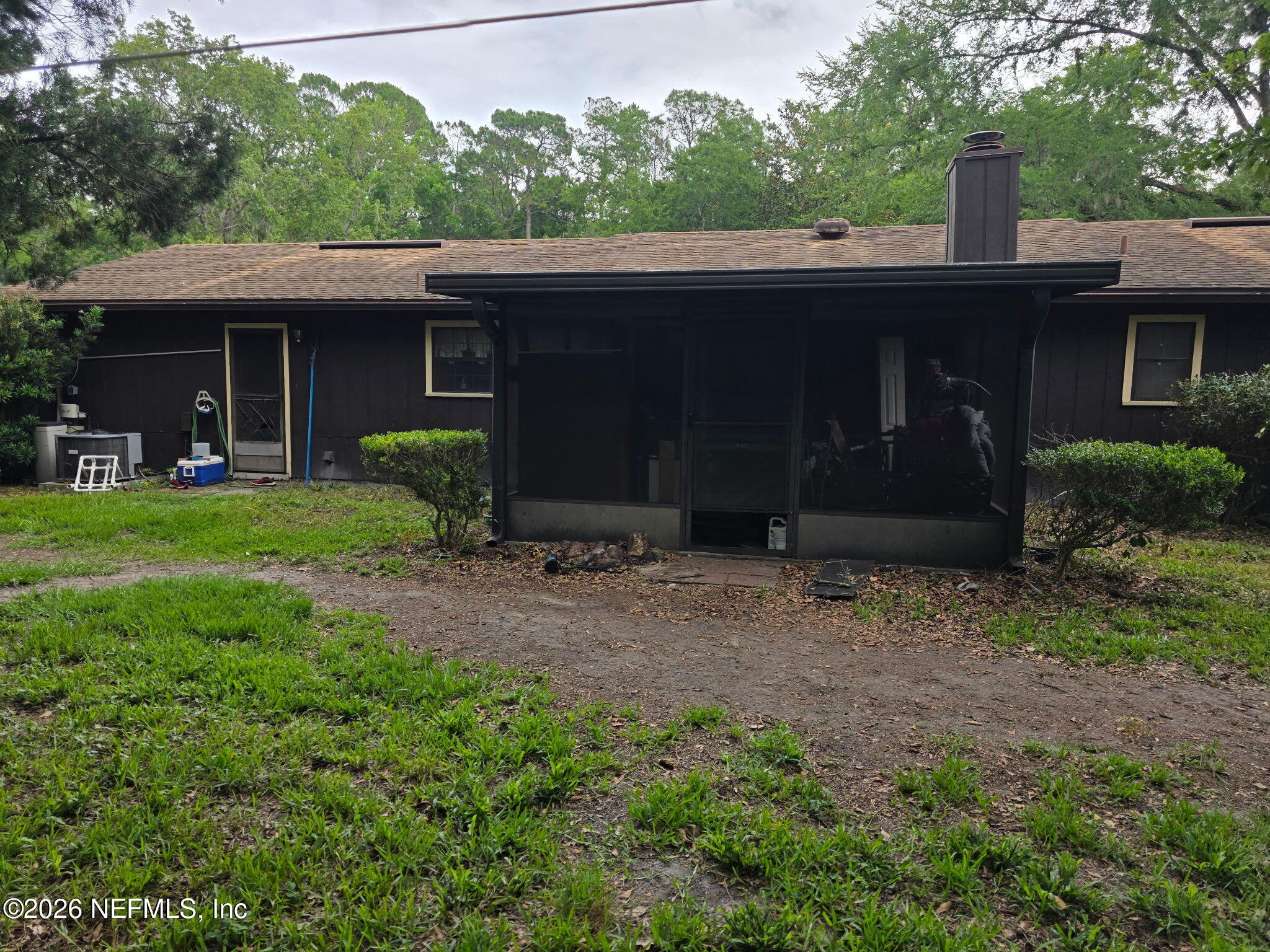 6348 JOHNNIE Circle E