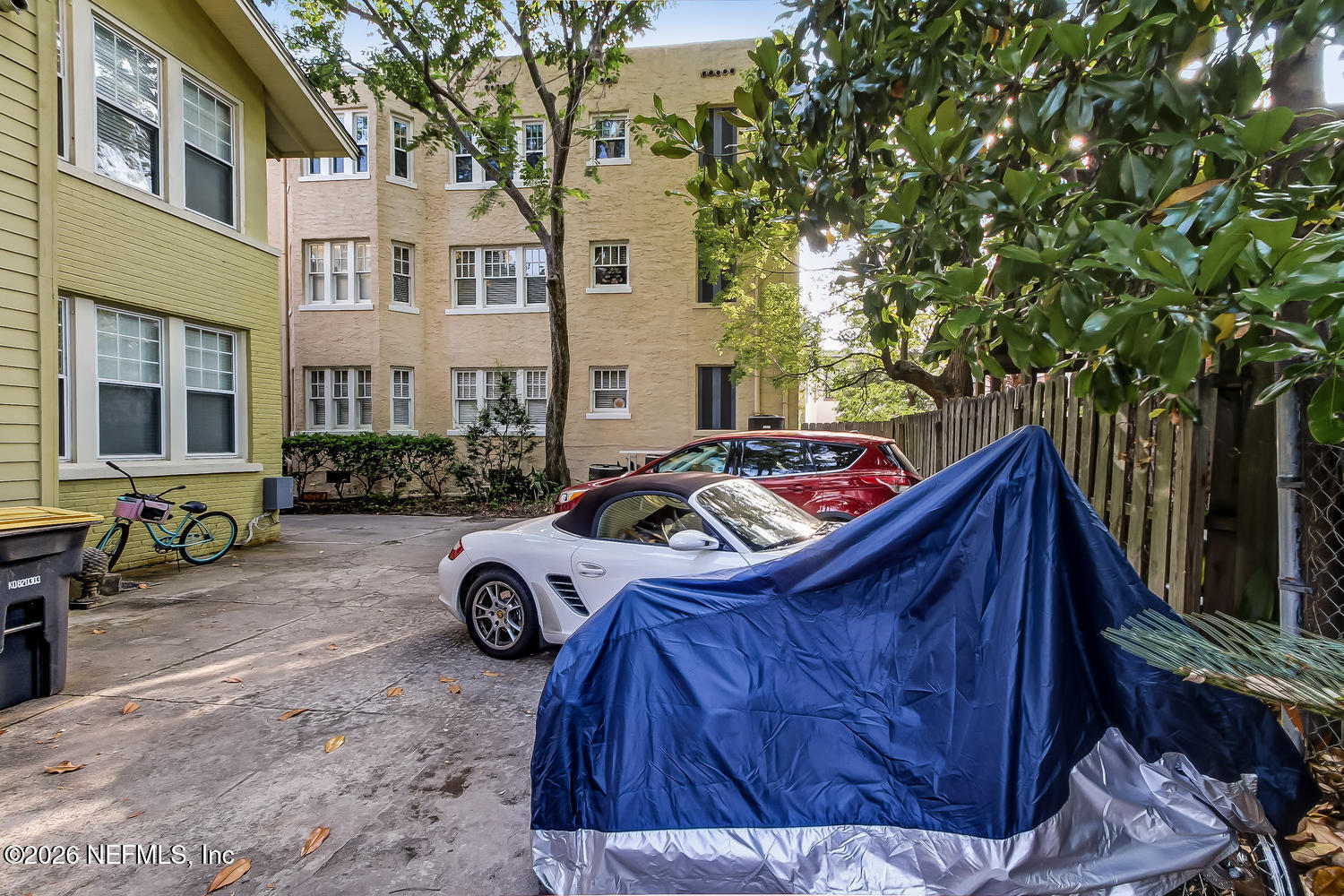 2117 RIVER Boulevard