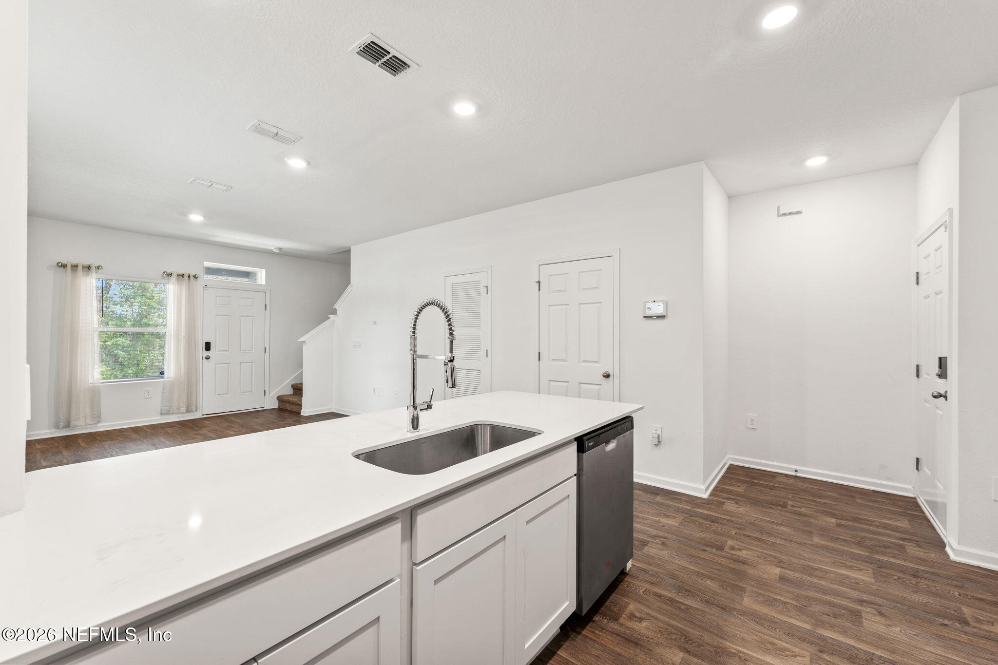 817 RIVERTREE Place