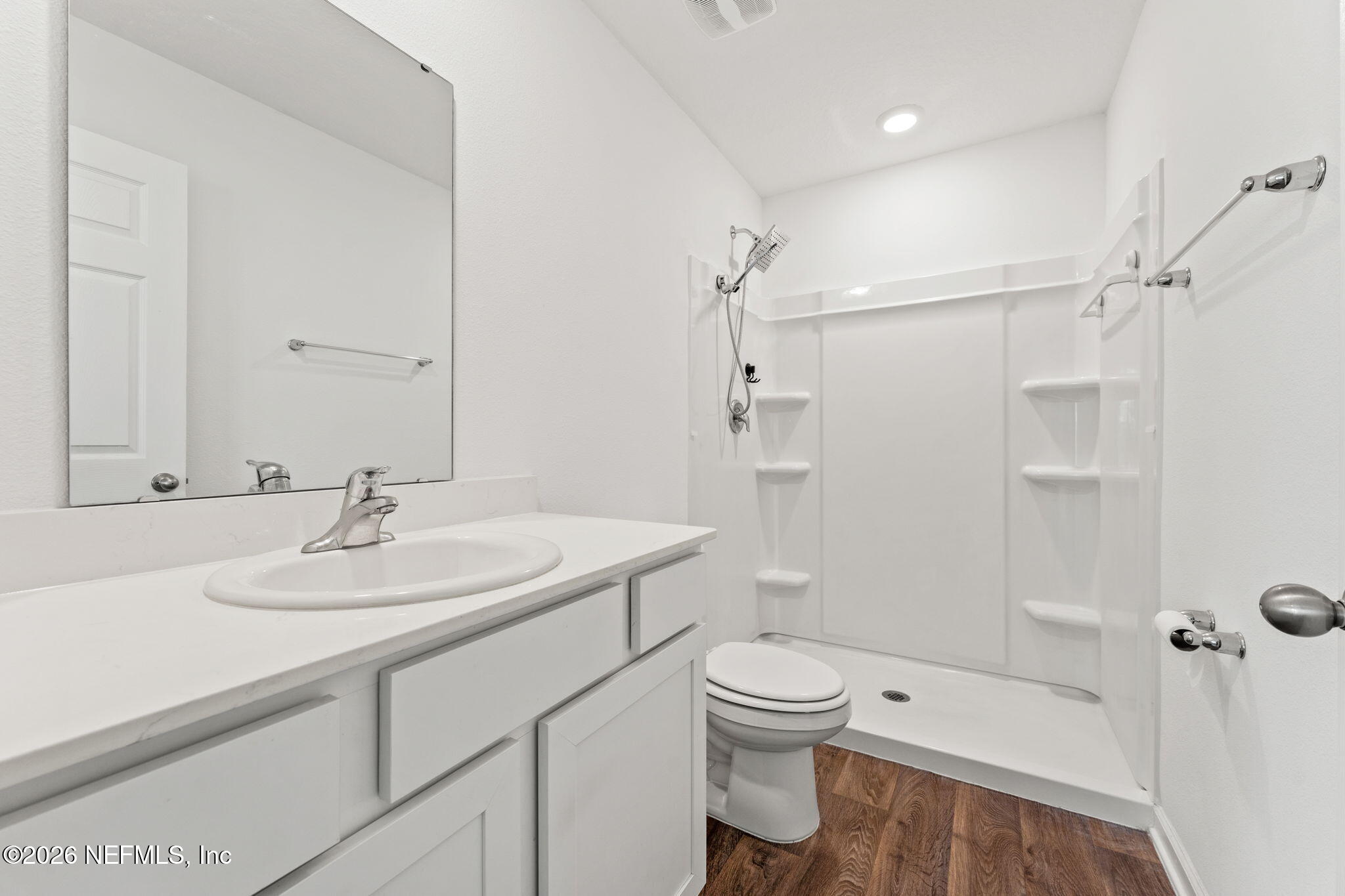 817 RIVERTREE Place