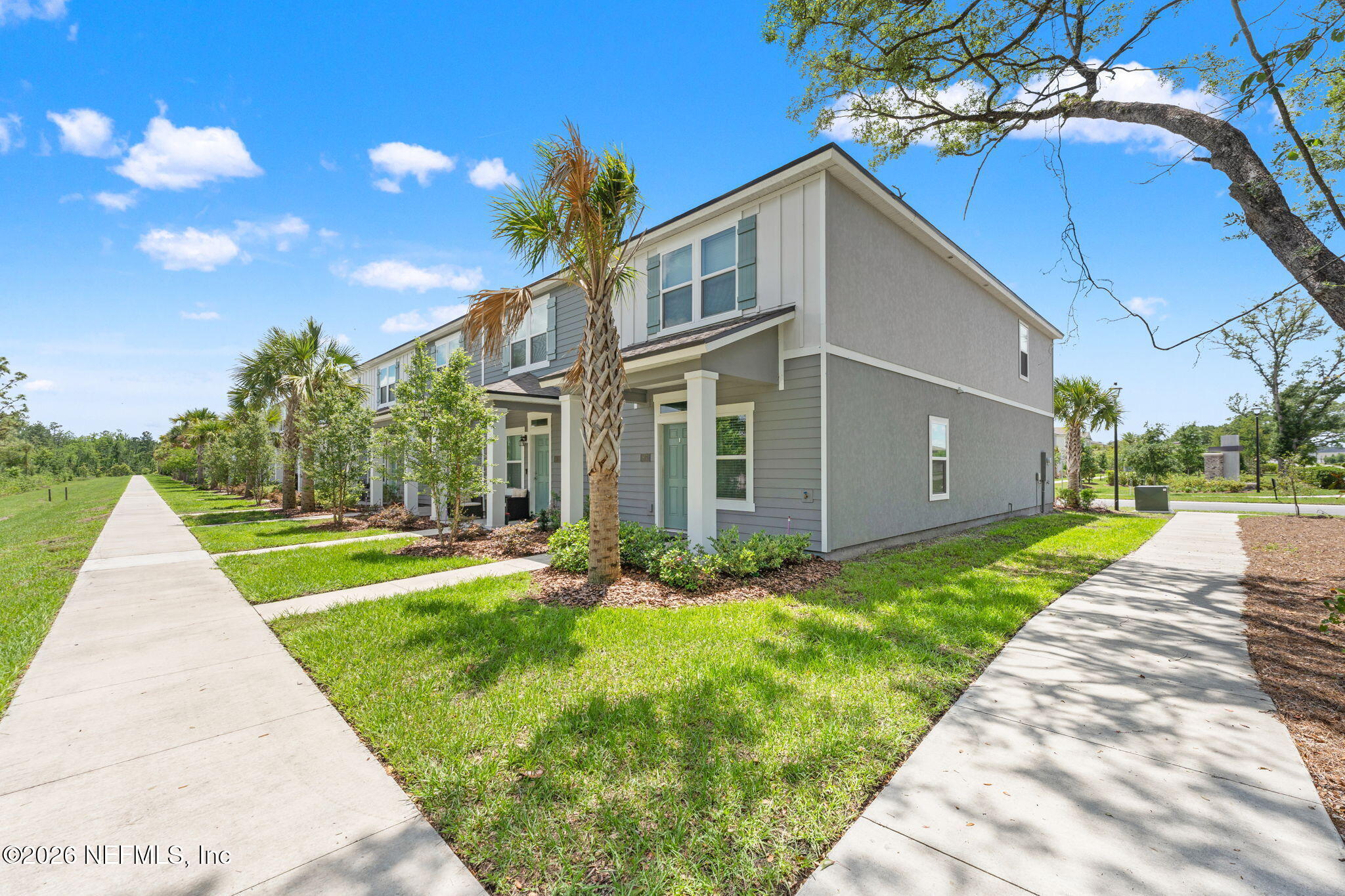 817 RIVERTREE Place