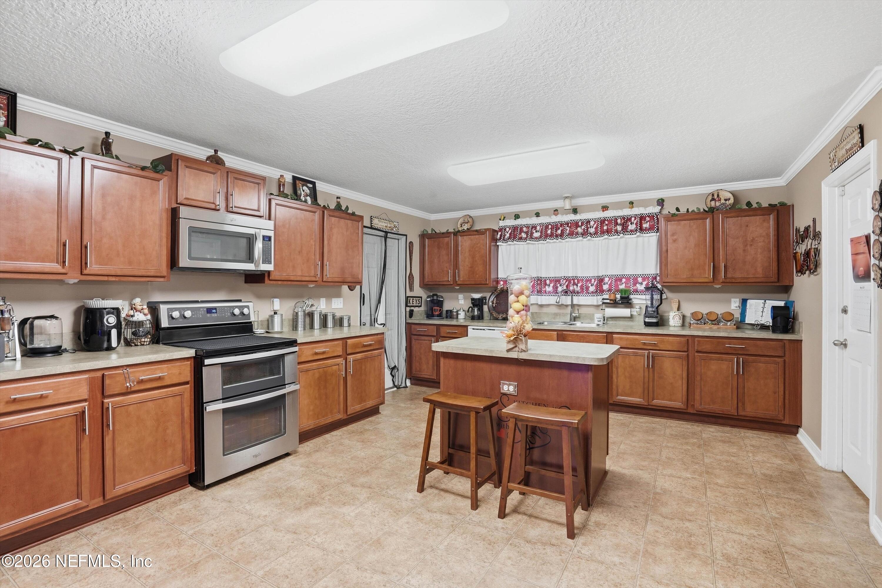 3271 SILVERADO Circle
