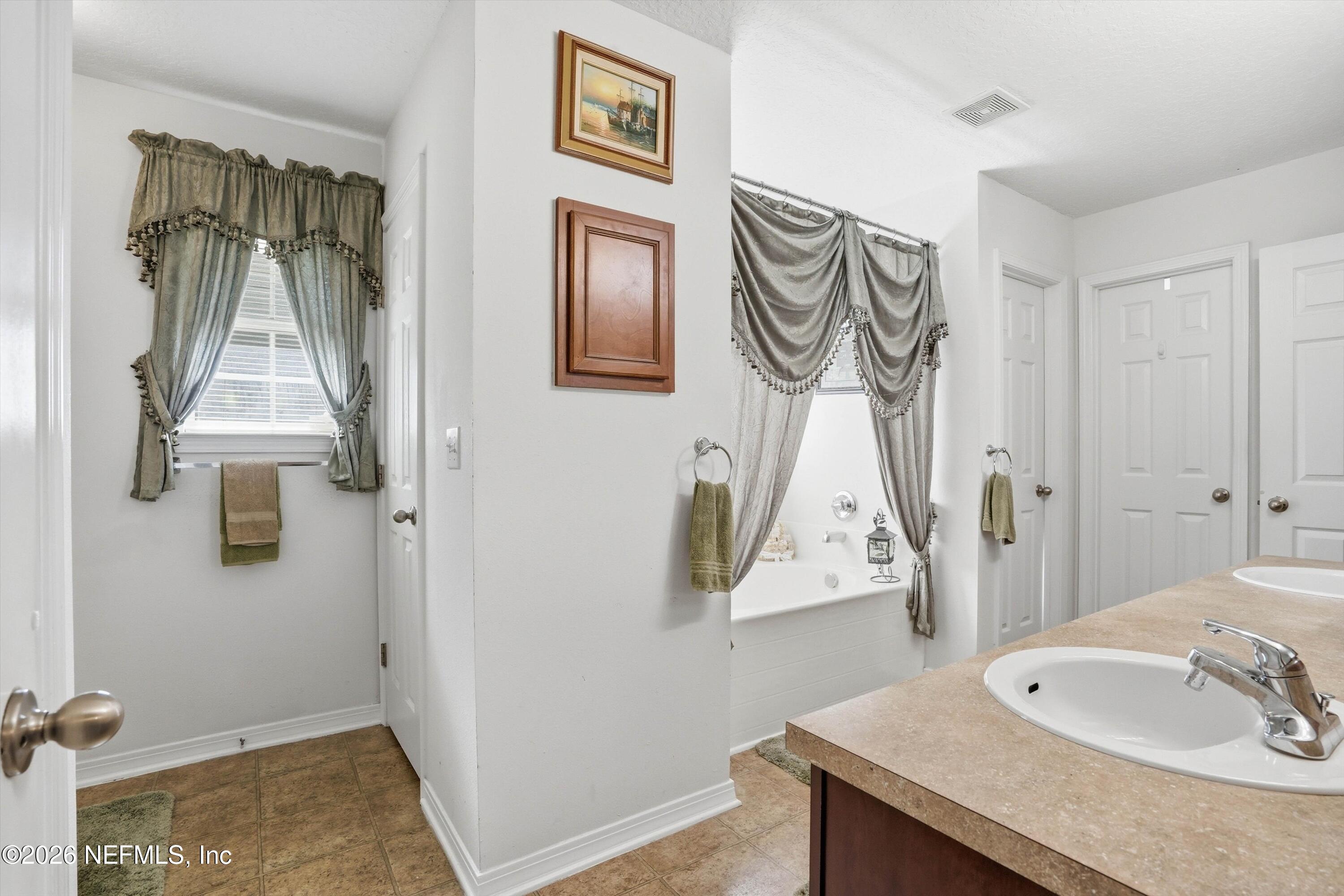 3271 SILVERADO Circle
