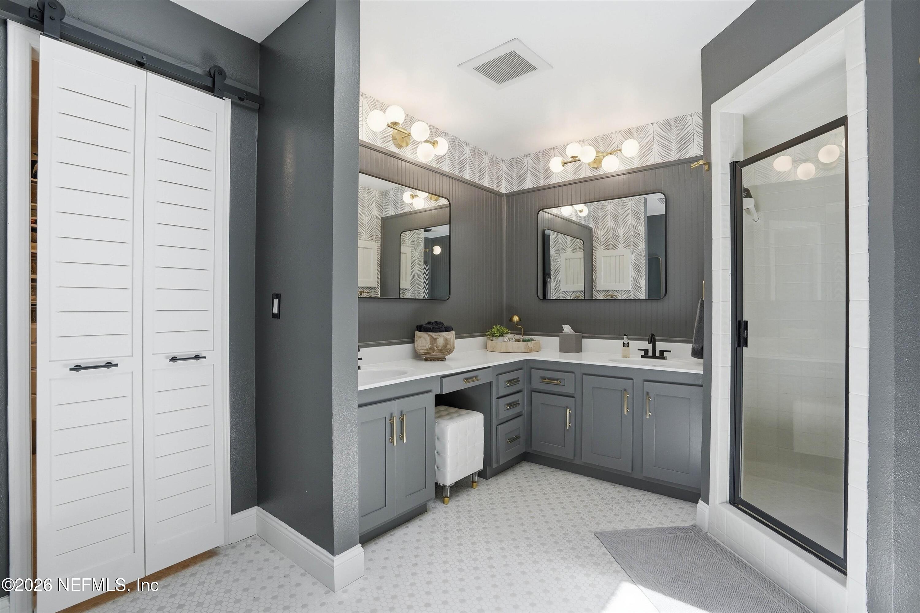 128 NANDINA Circle