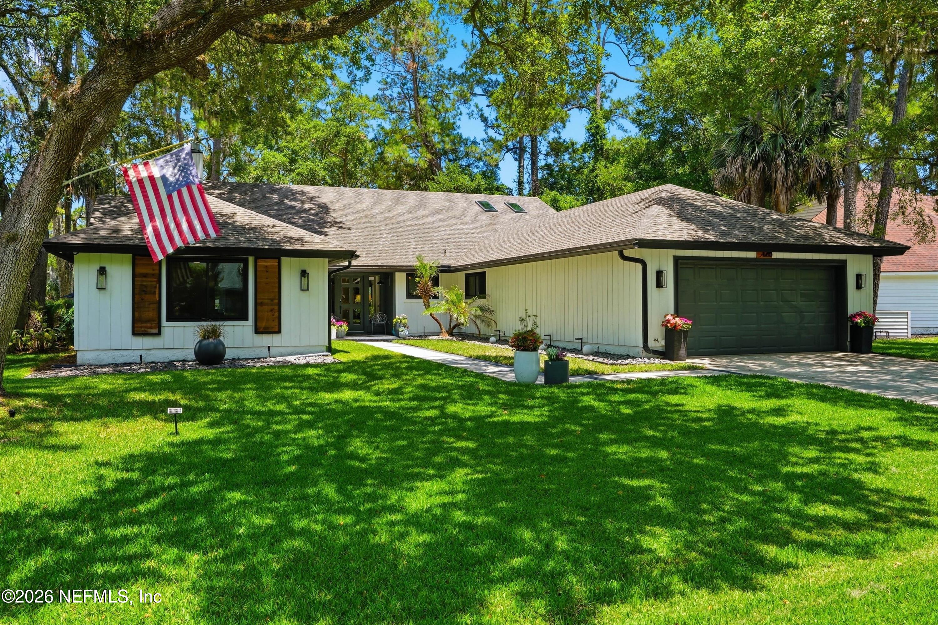 128 NANDINA Circle