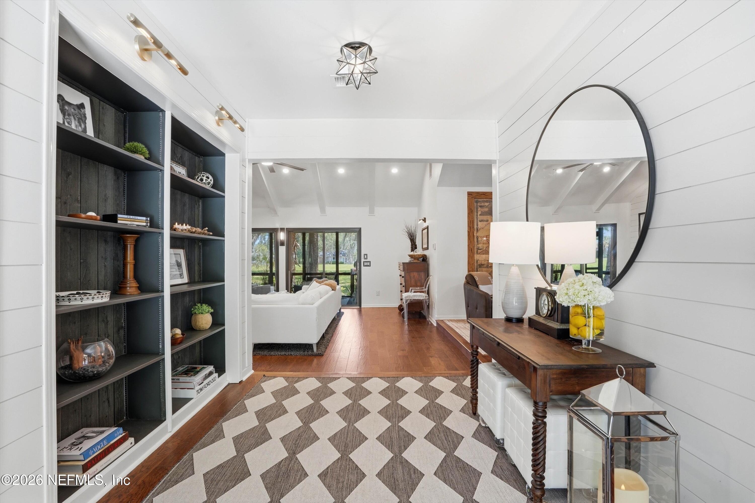 128 NANDINA Circle