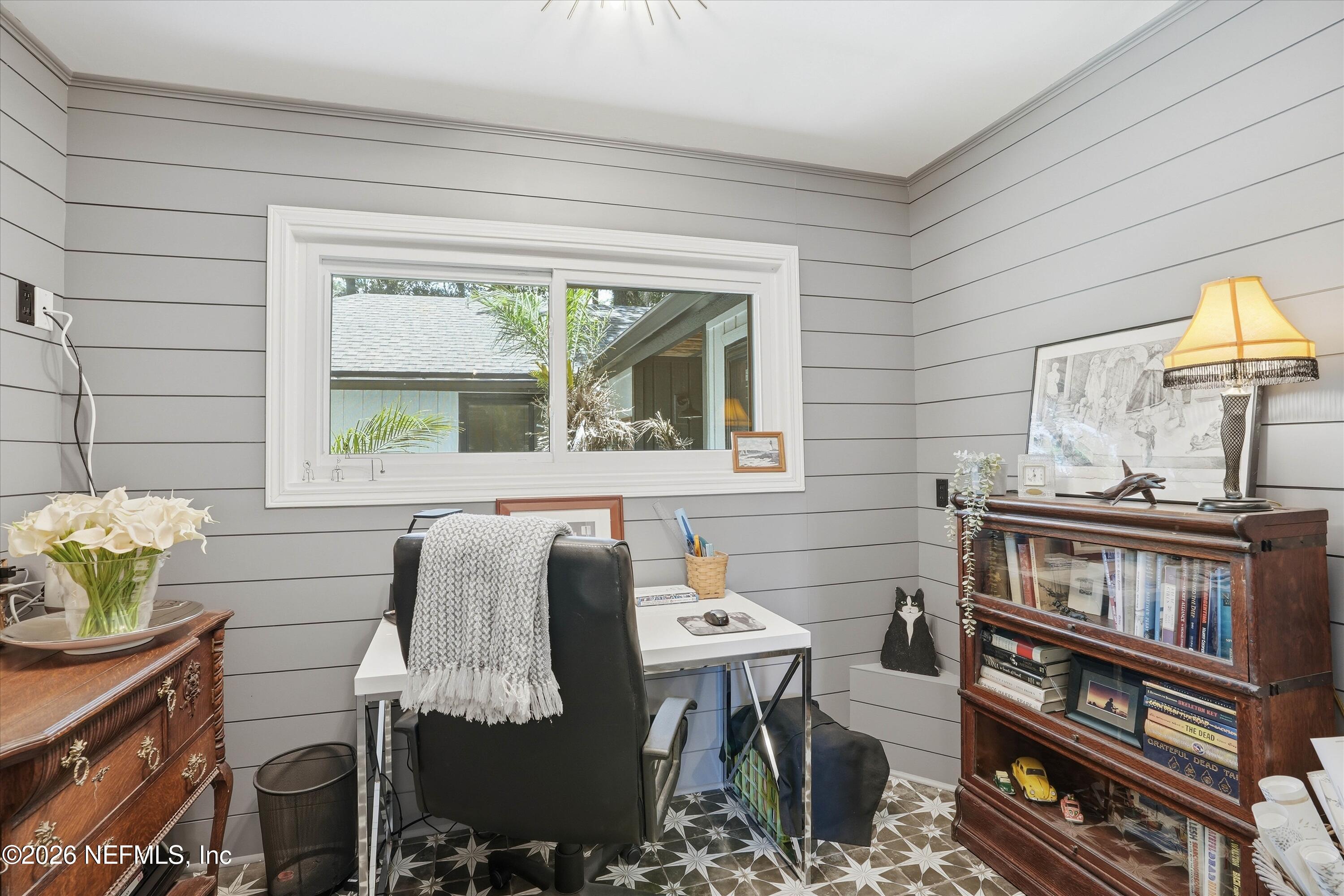128 NANDINA Circle