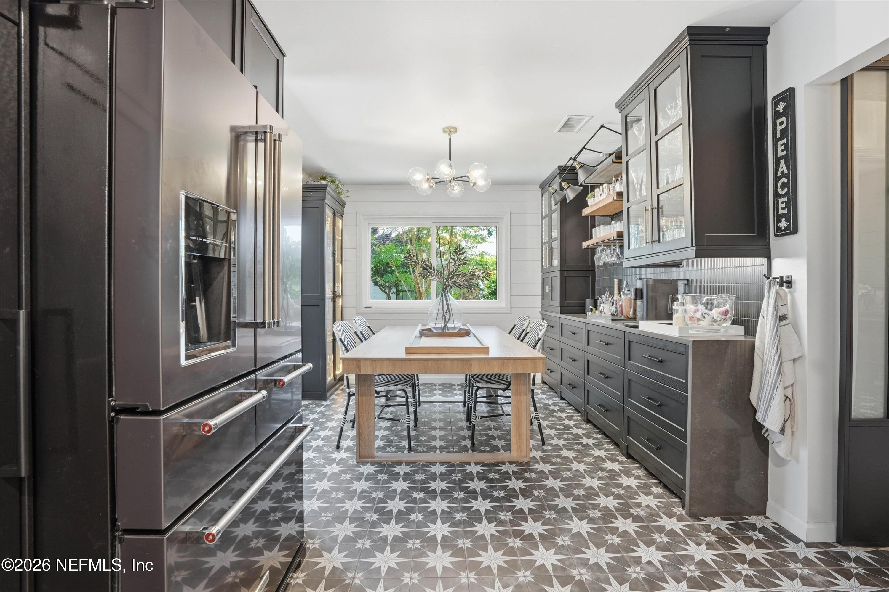 128 NANDINA Circle