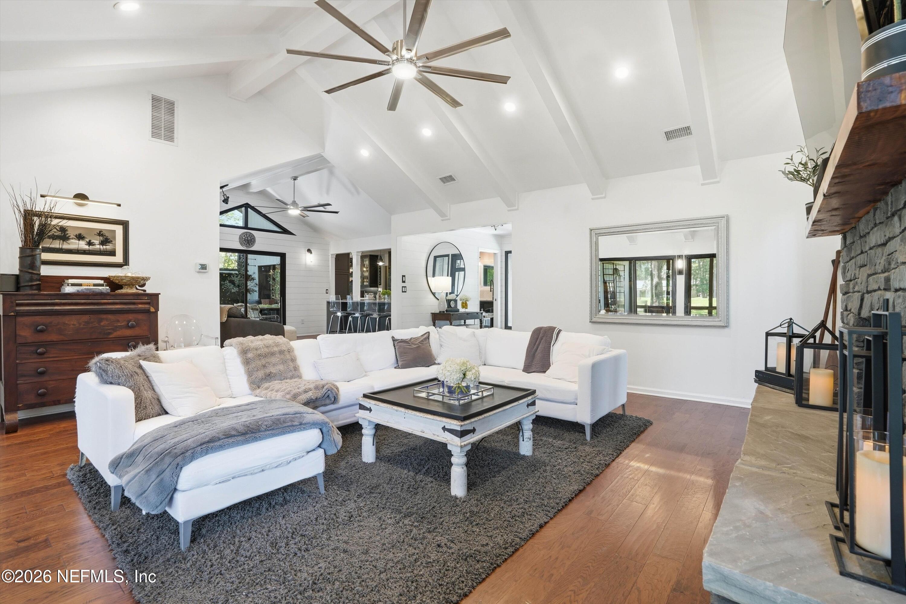 128 NANDINA Circle