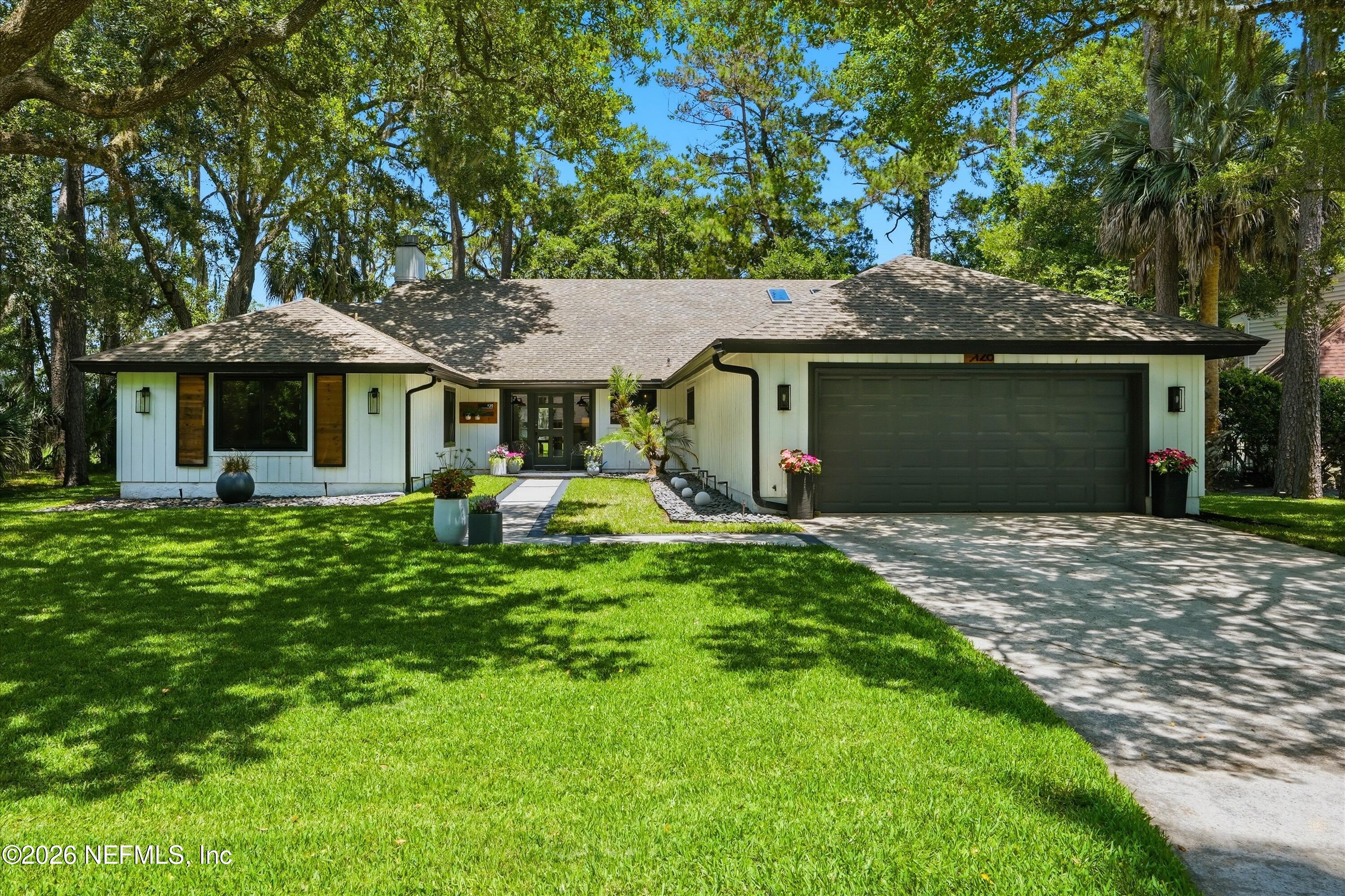 128 NANDINA Circle