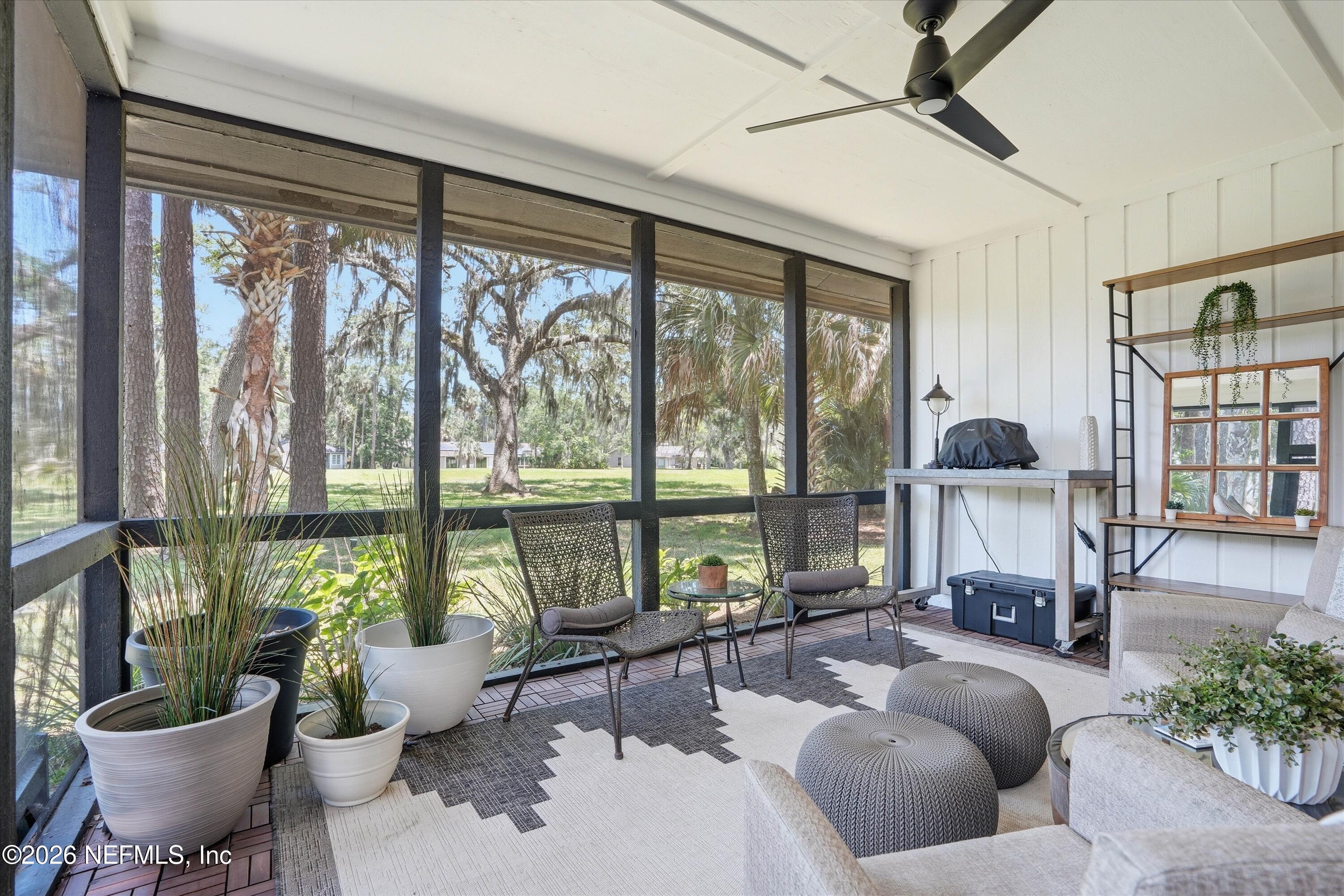 128 NANDINA Circle