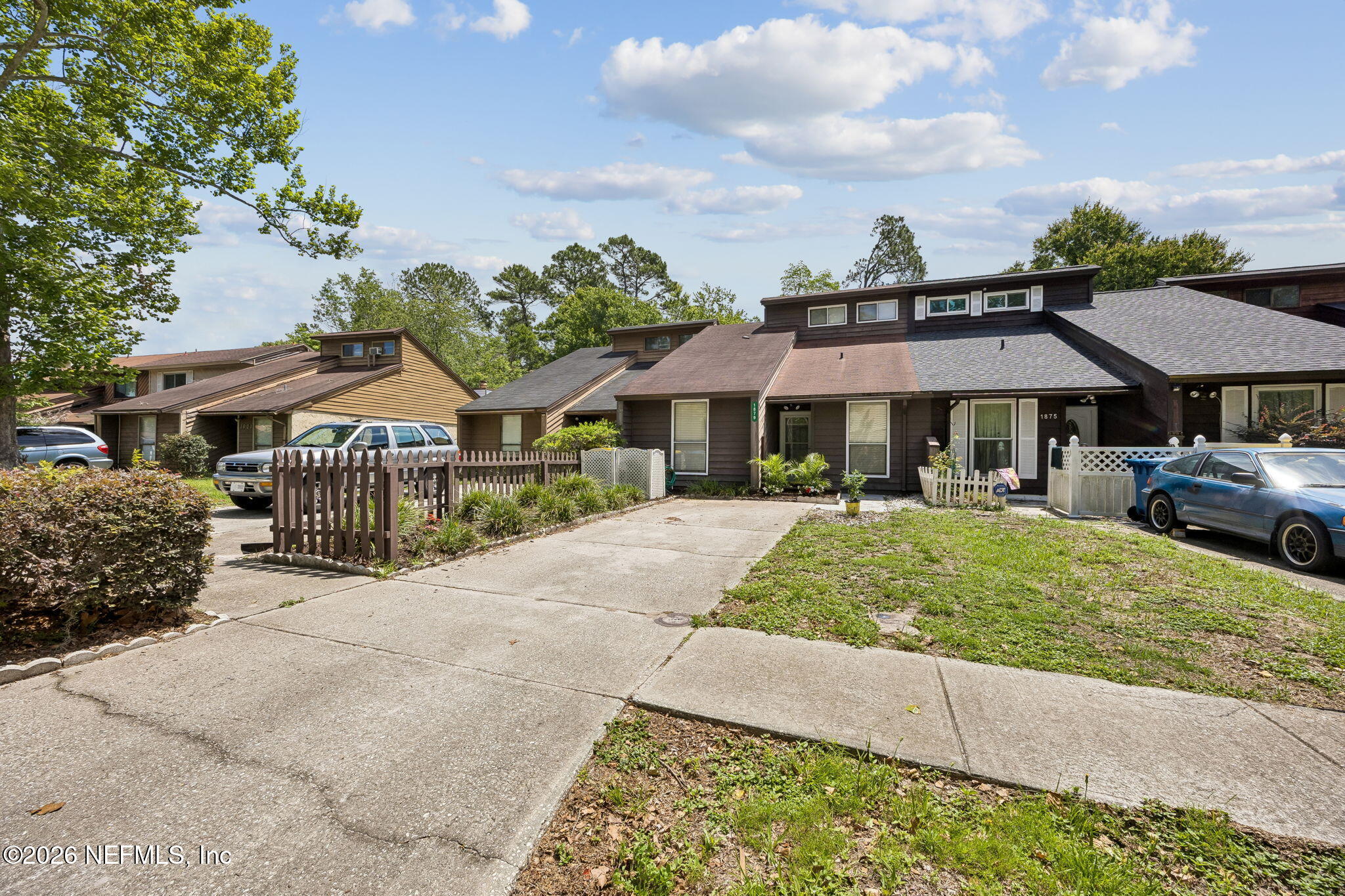 1879 OAK WATER Drive