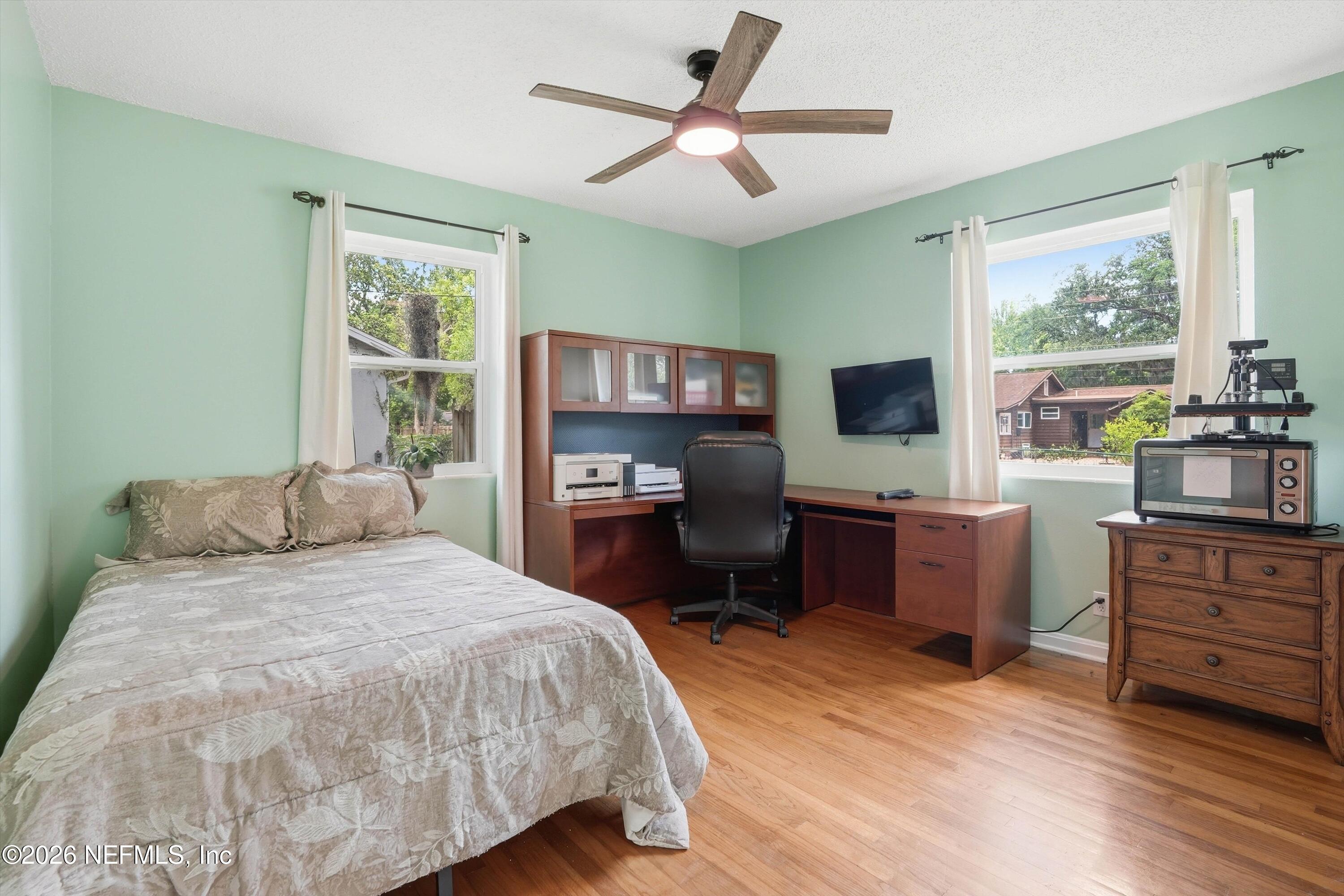 1426 GLENGARRY Road