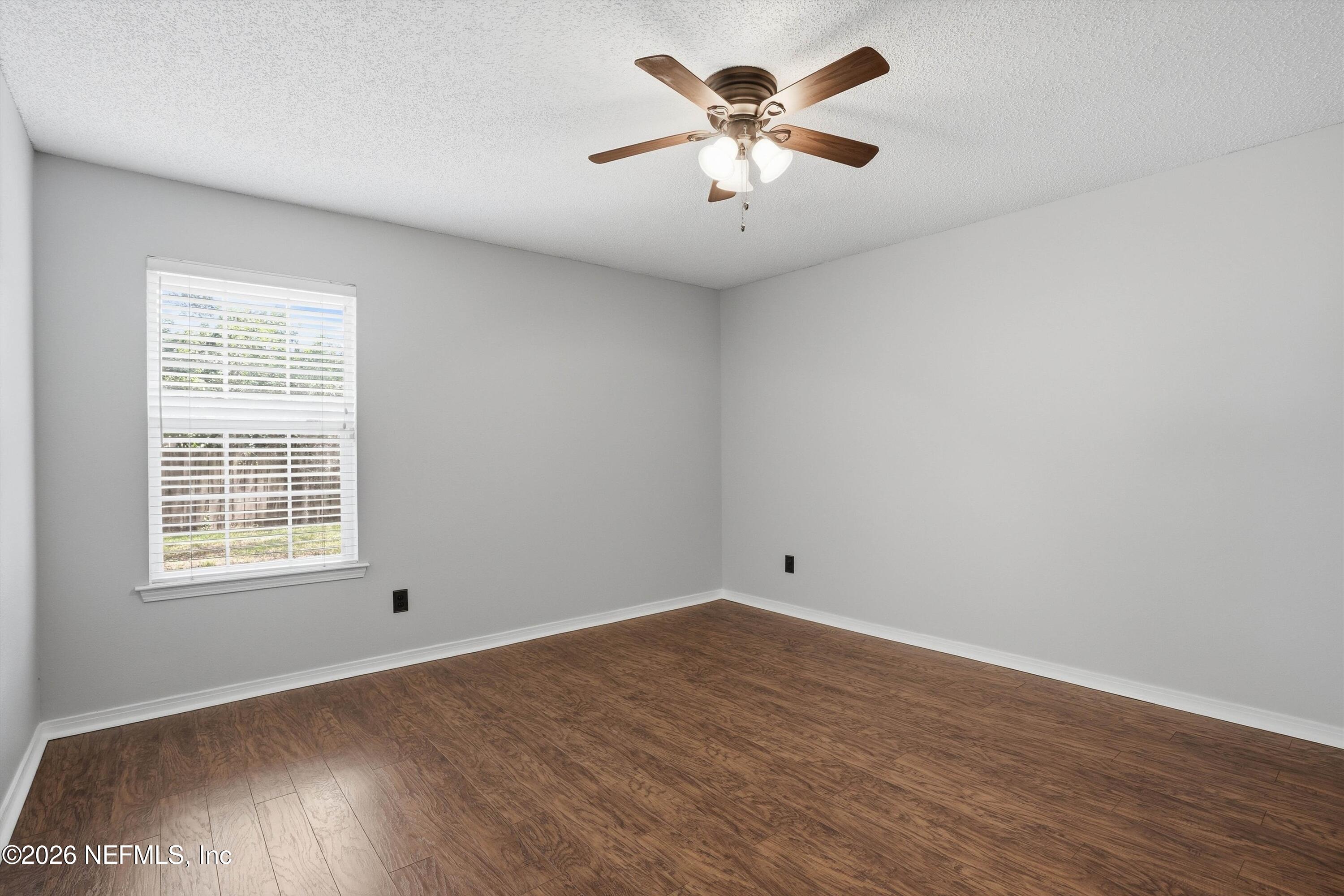 2527 MOON HARBOR Way