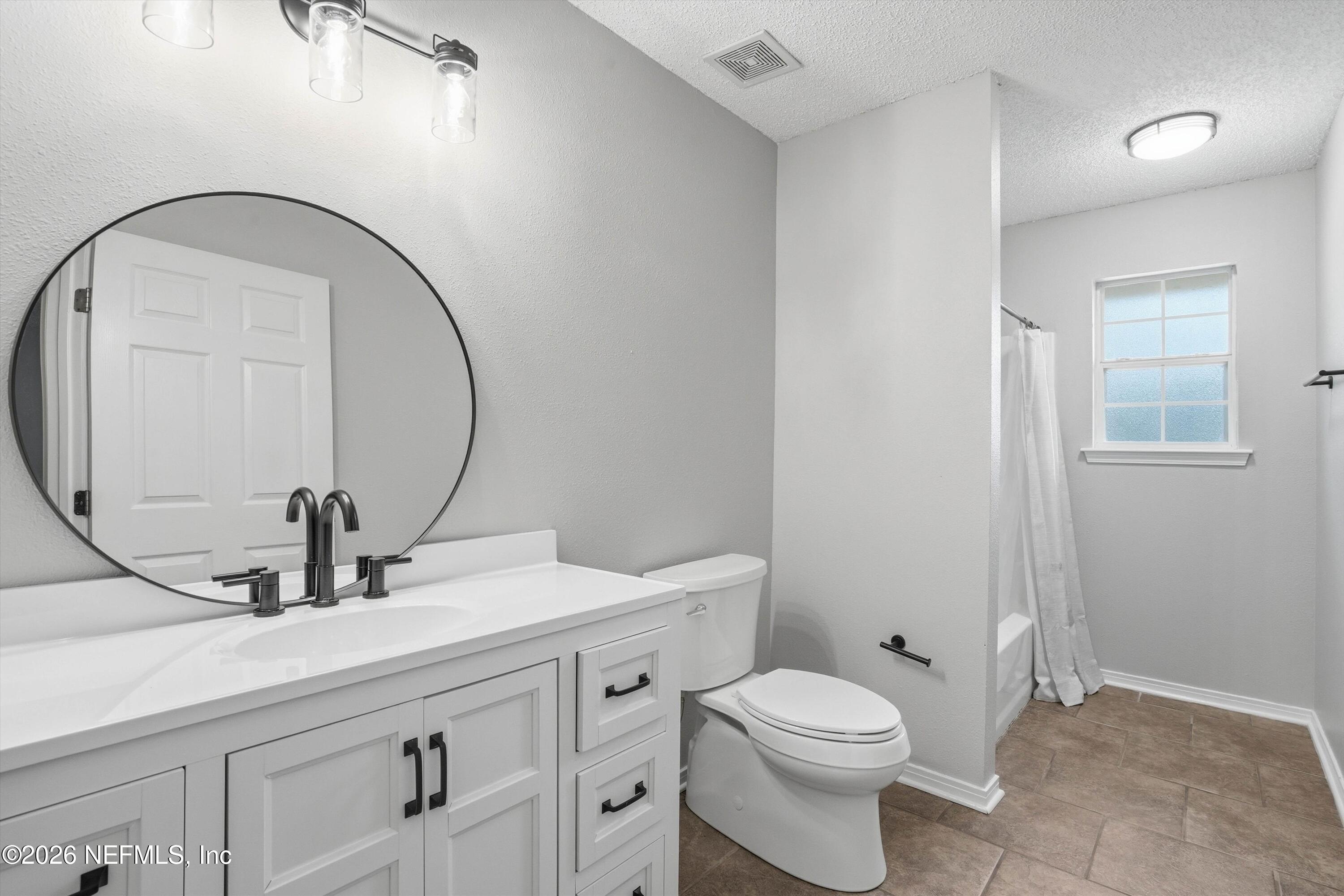 2527 MOON HARBOR Way