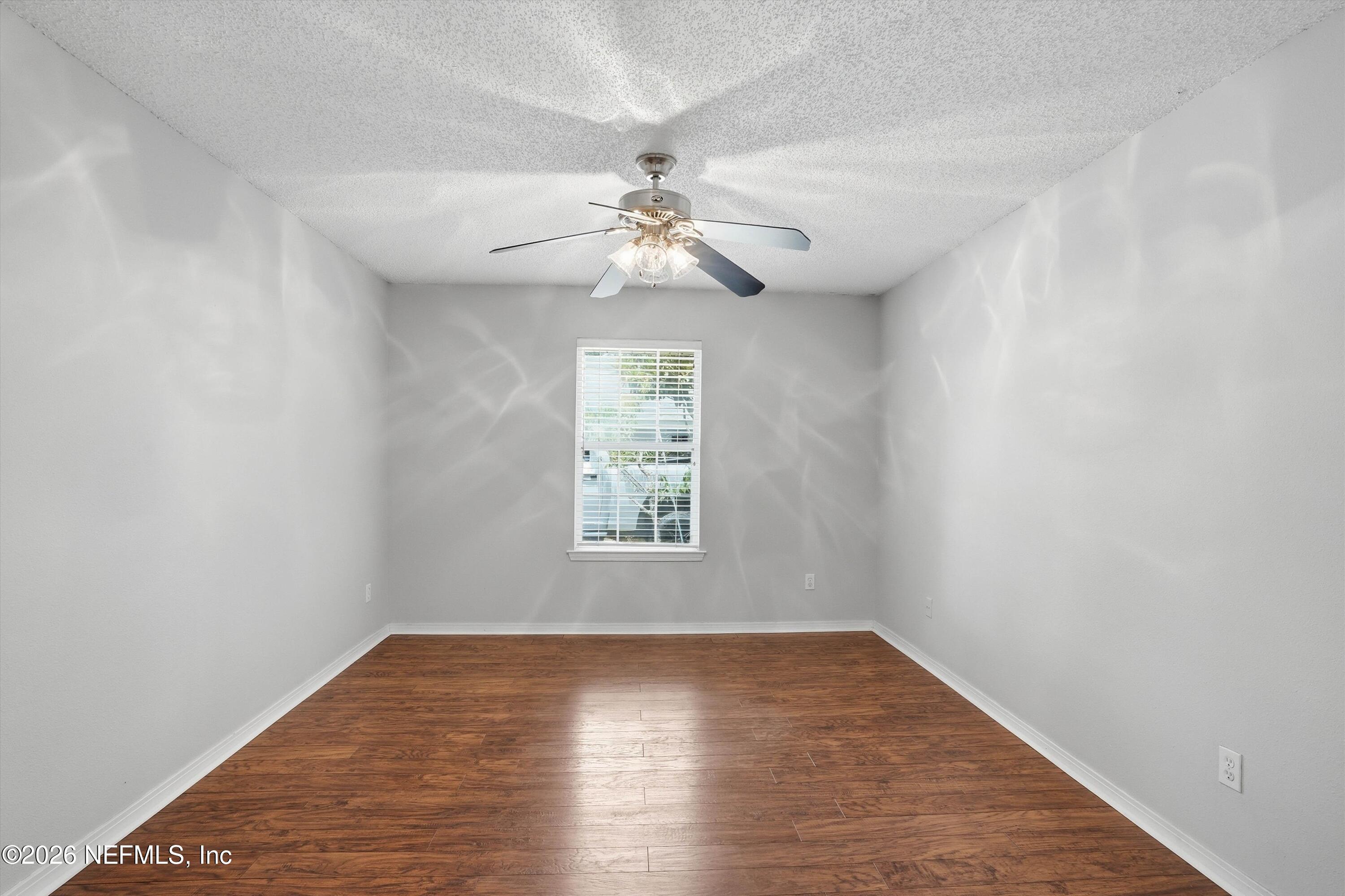 2527 MOON HARBOR Way