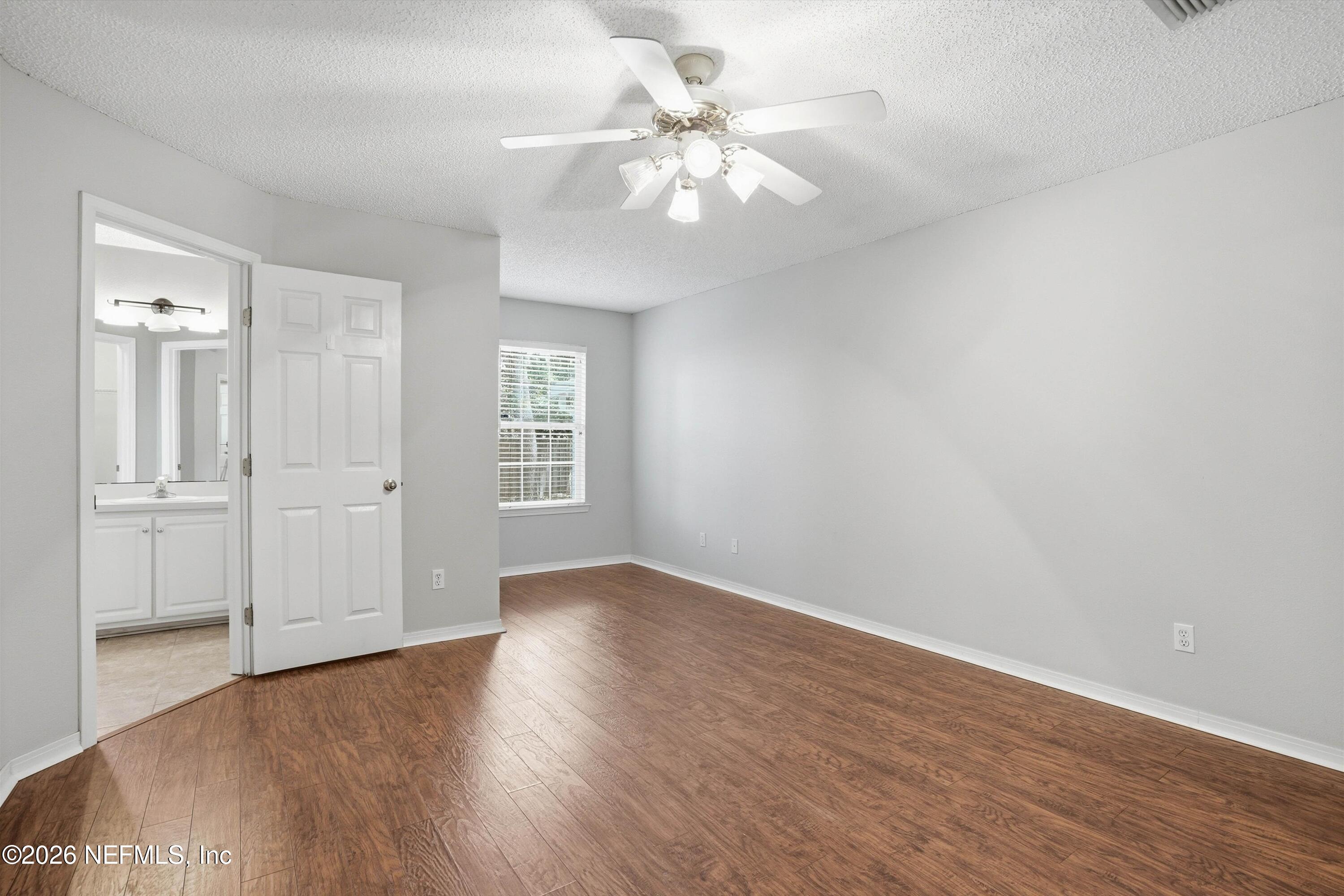 2527 MOON HARBOR Way