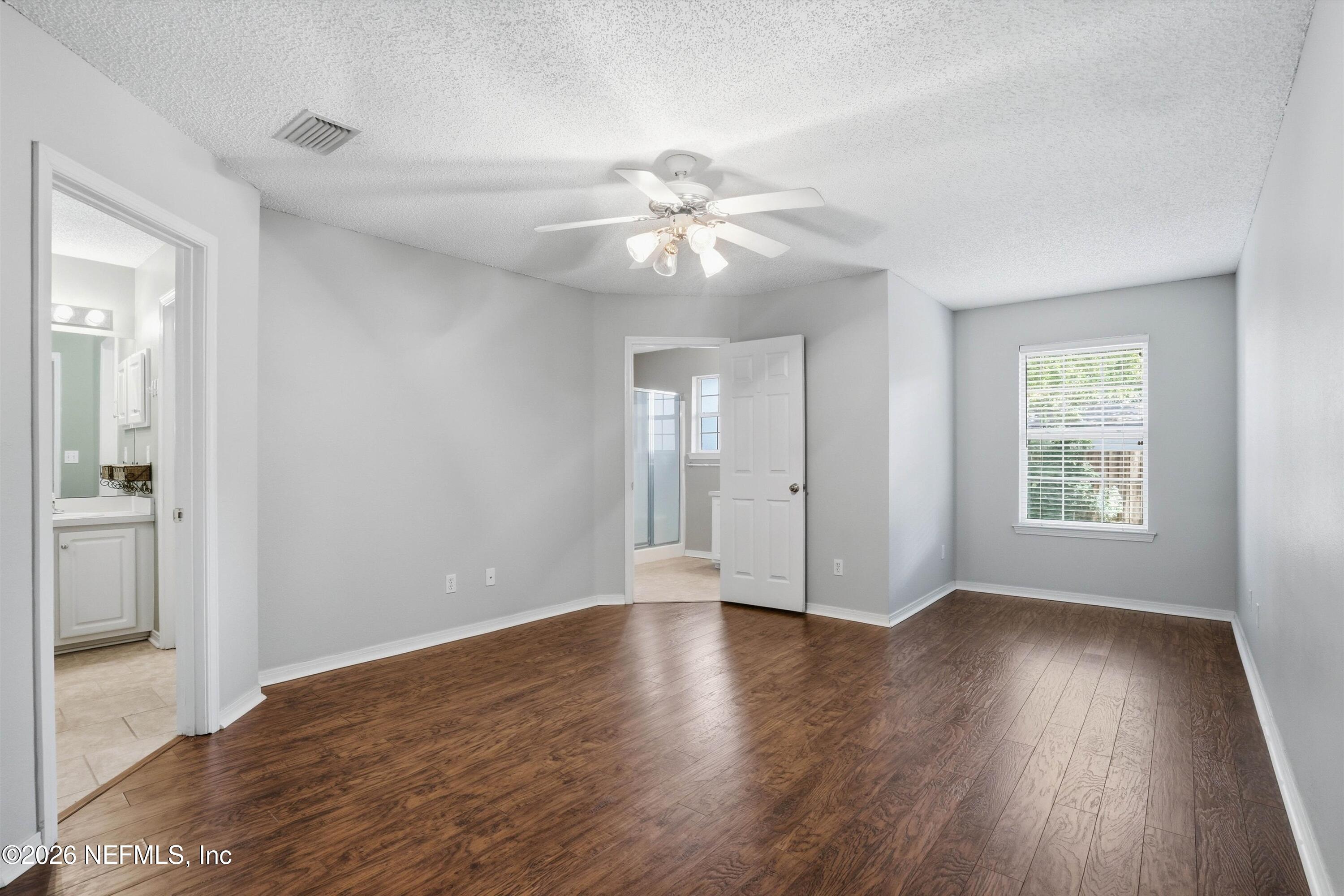 2527 MOON HARBOR Way