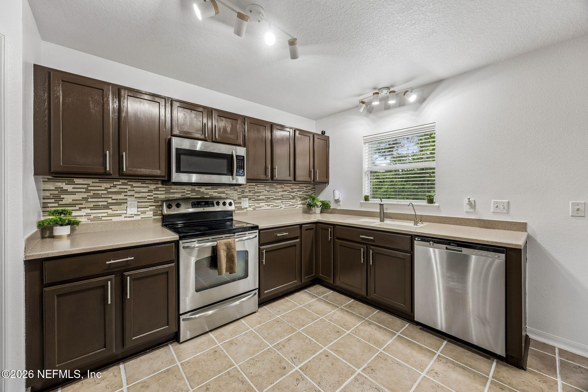 128 PINE BLUFF Terrace