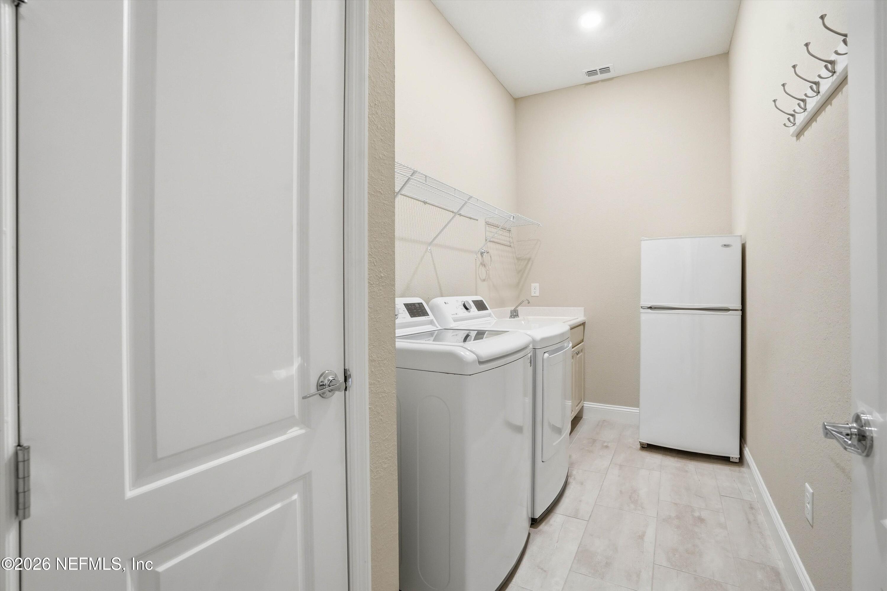 353 COBBLER Trail