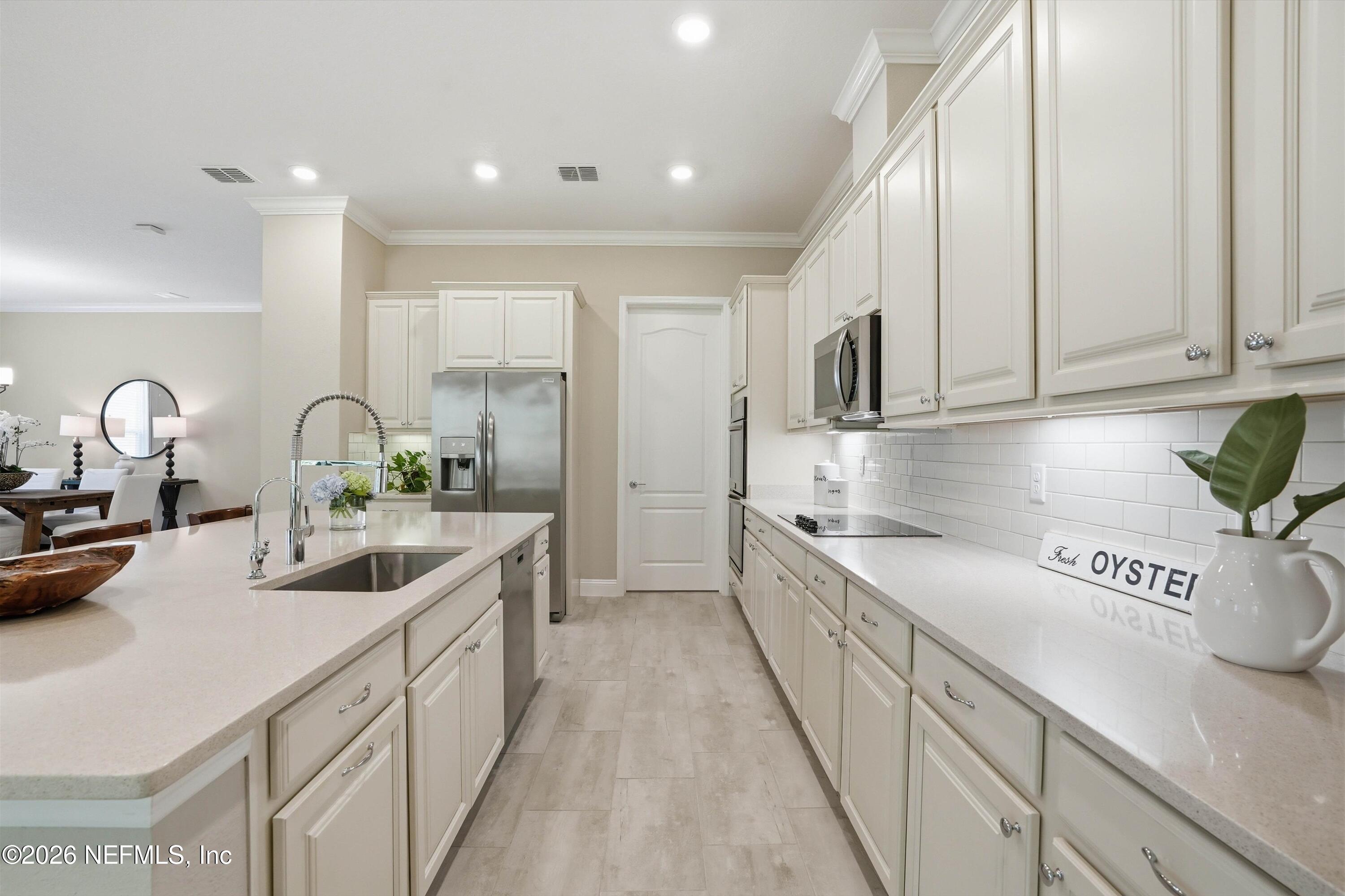 353 COBBLER Trail
